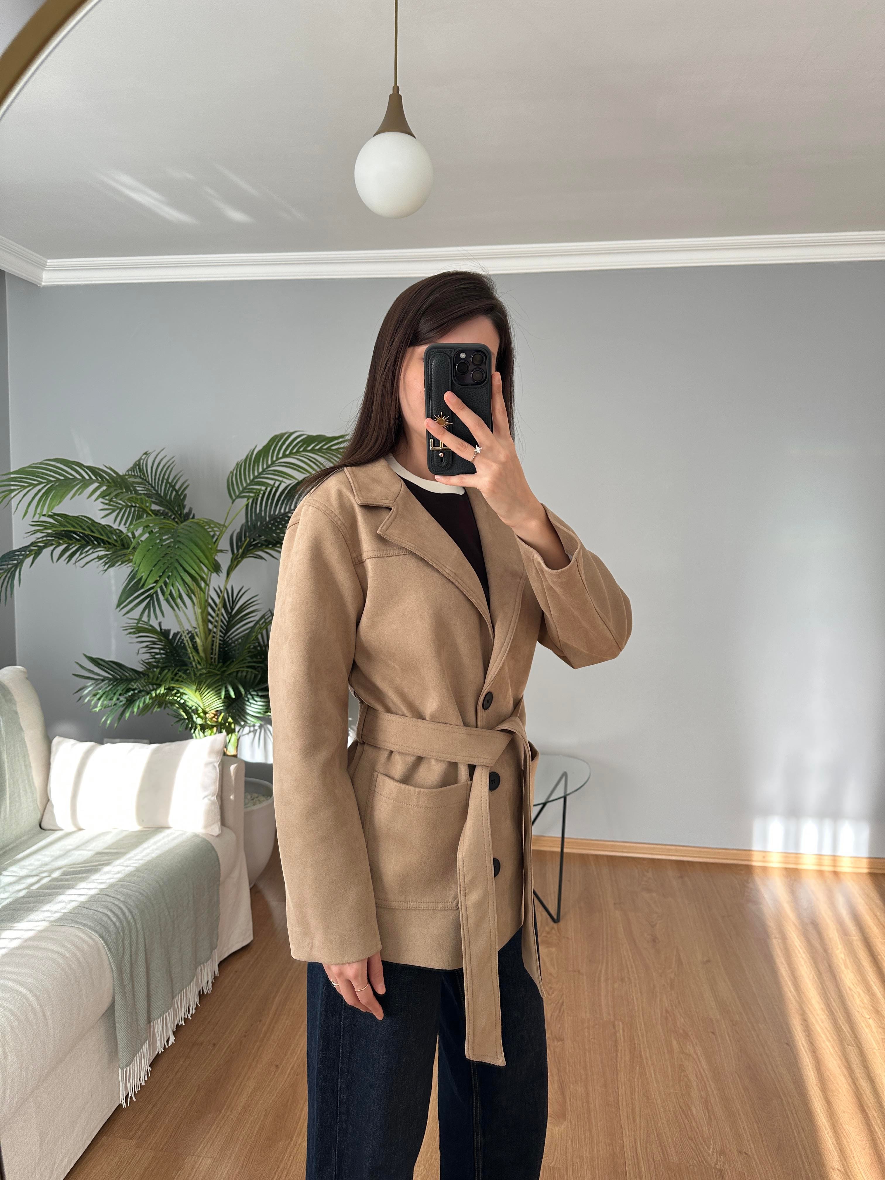 Premium Bej Kuşaklı Süet Ceket 