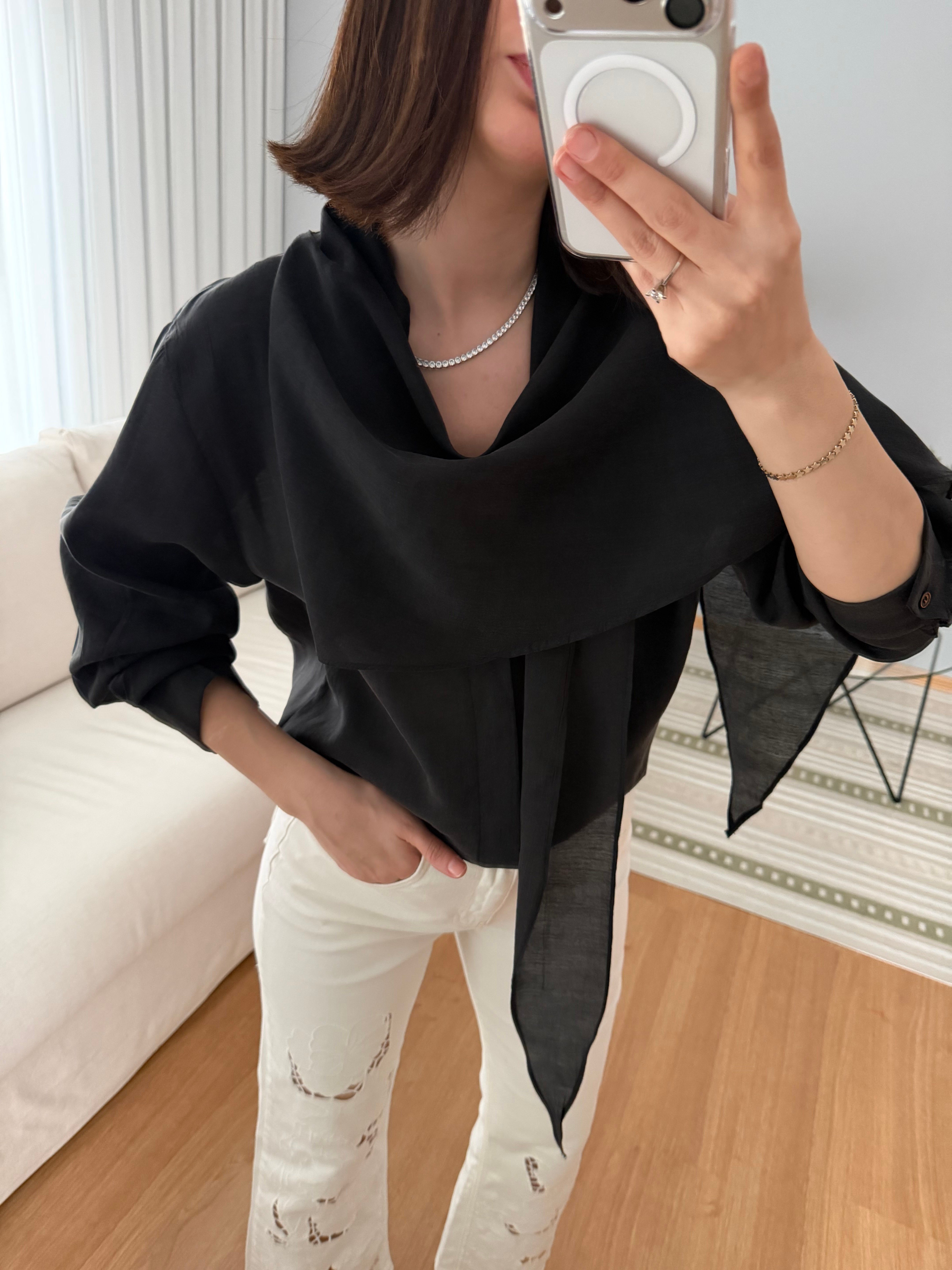 Şal Detaylı Siyah Renk Şifon Gömlek 