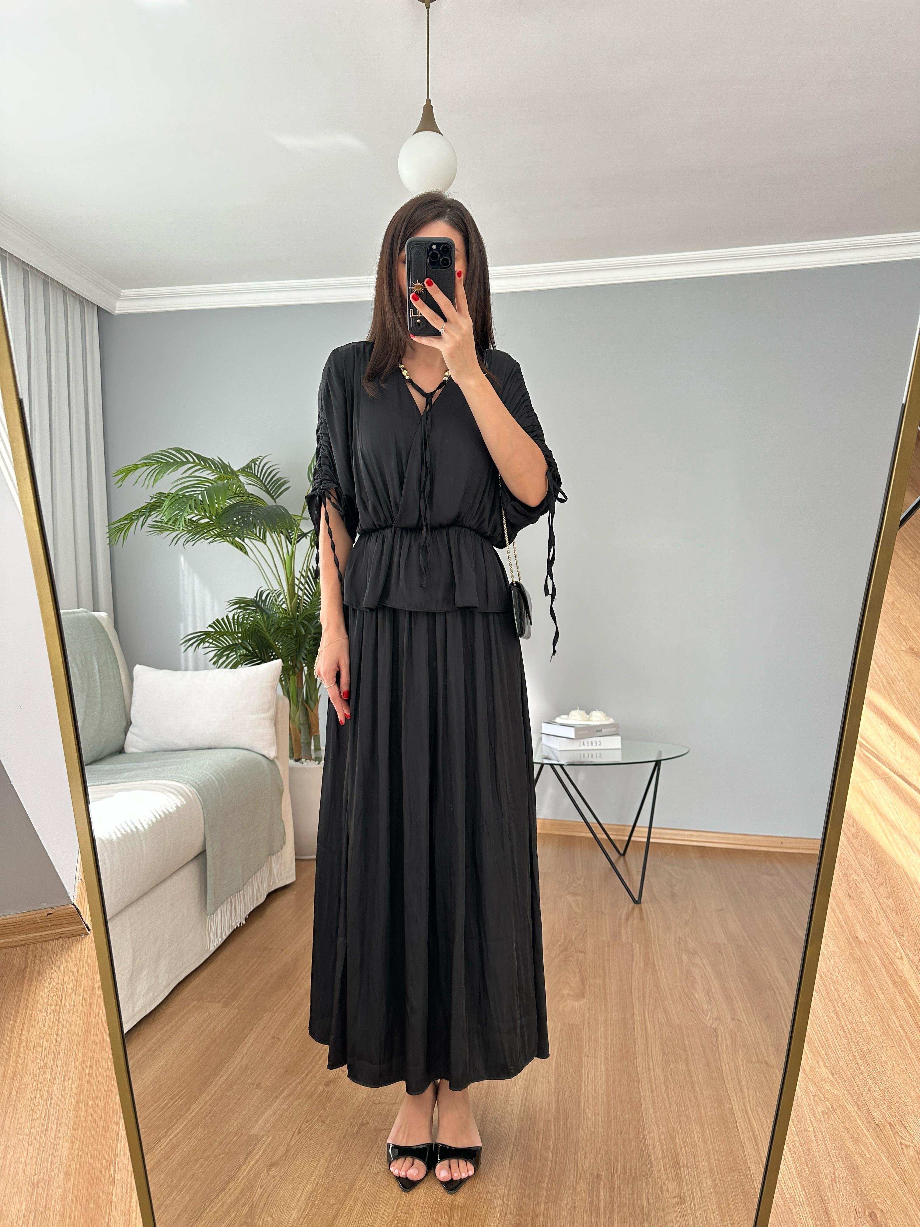 Satina Siyah Takım