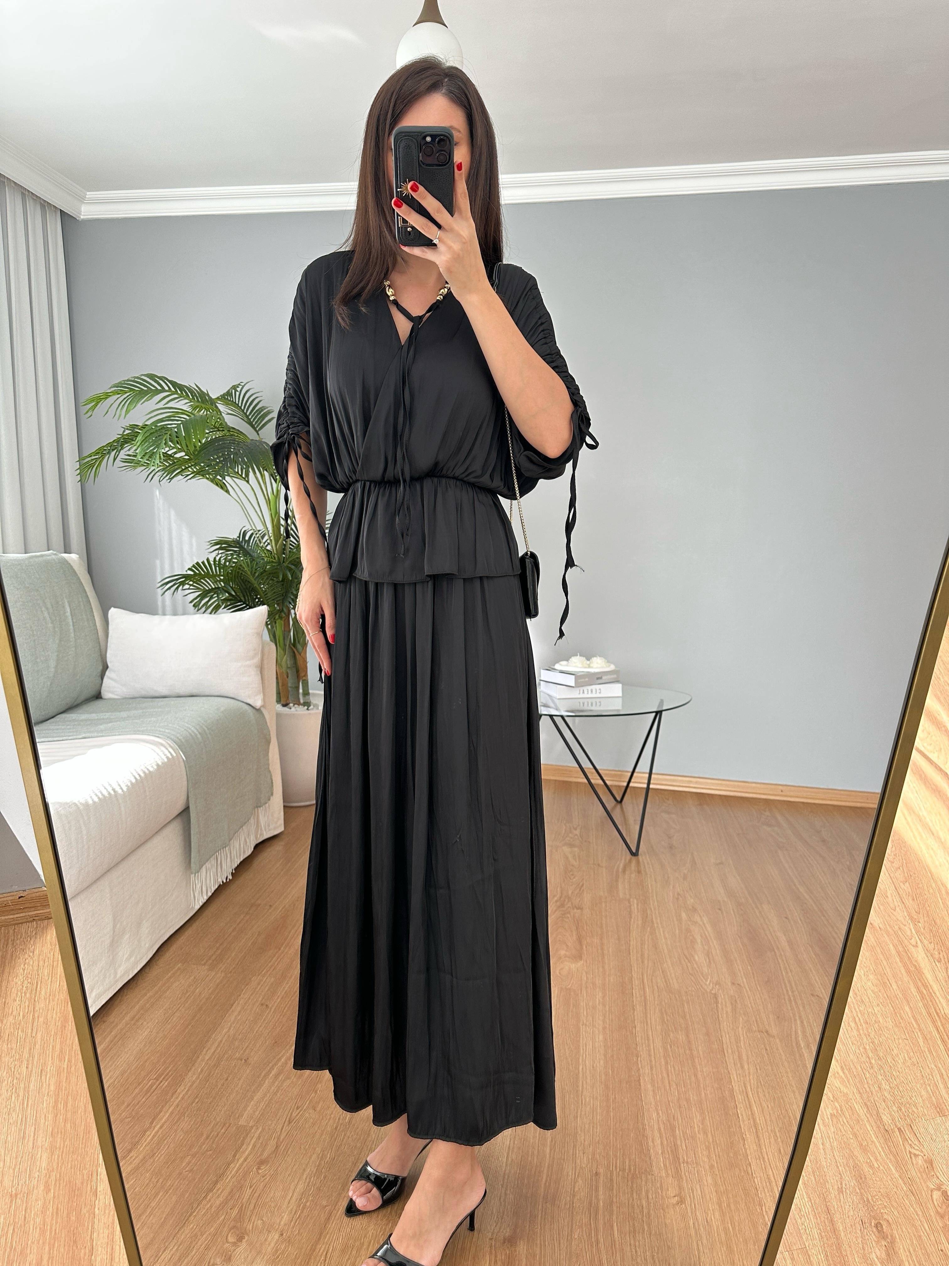 Satina Siyah Takım