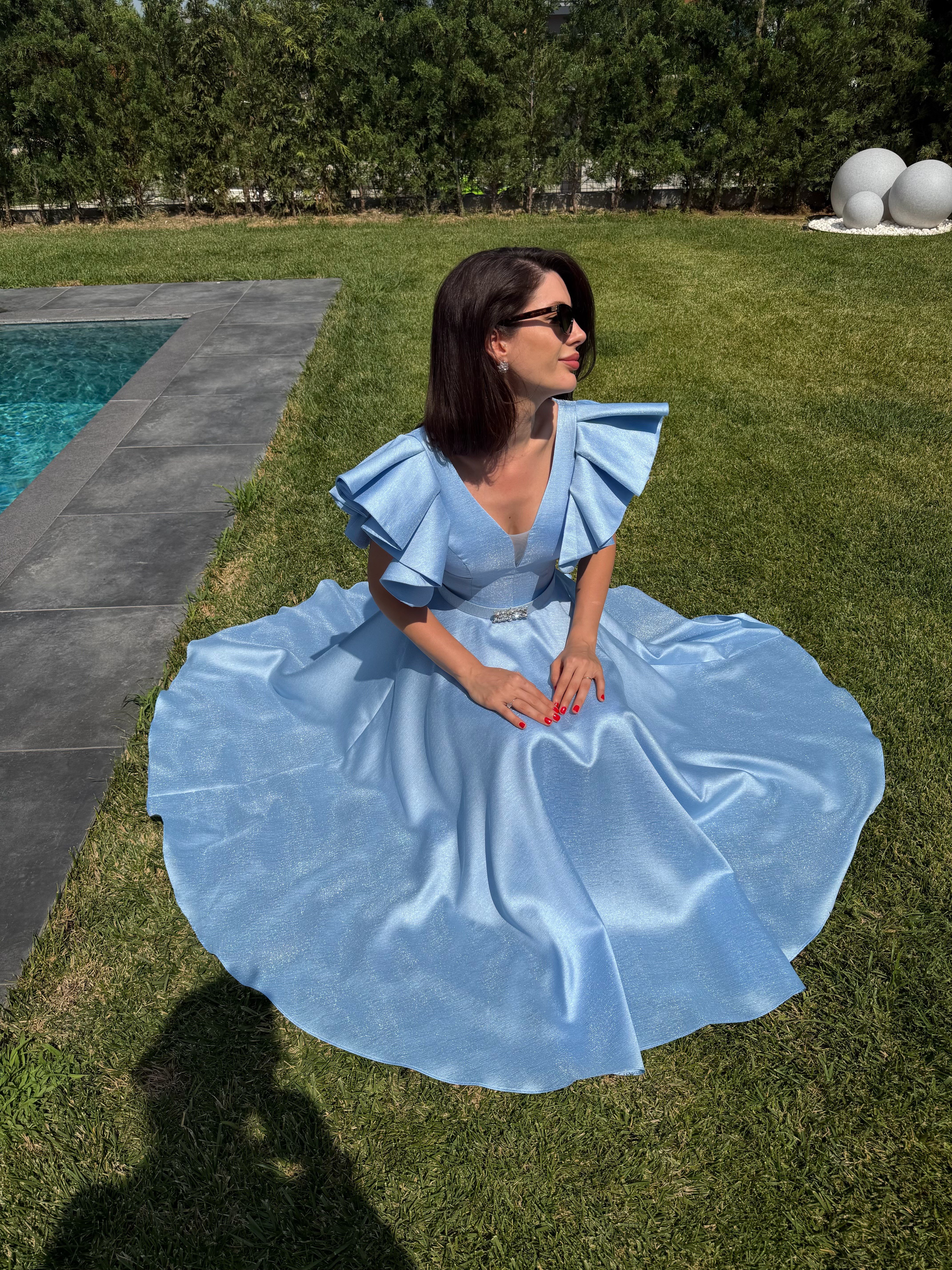 Sindy Baby Blue Taşlı Kemerli Maxi Elbise