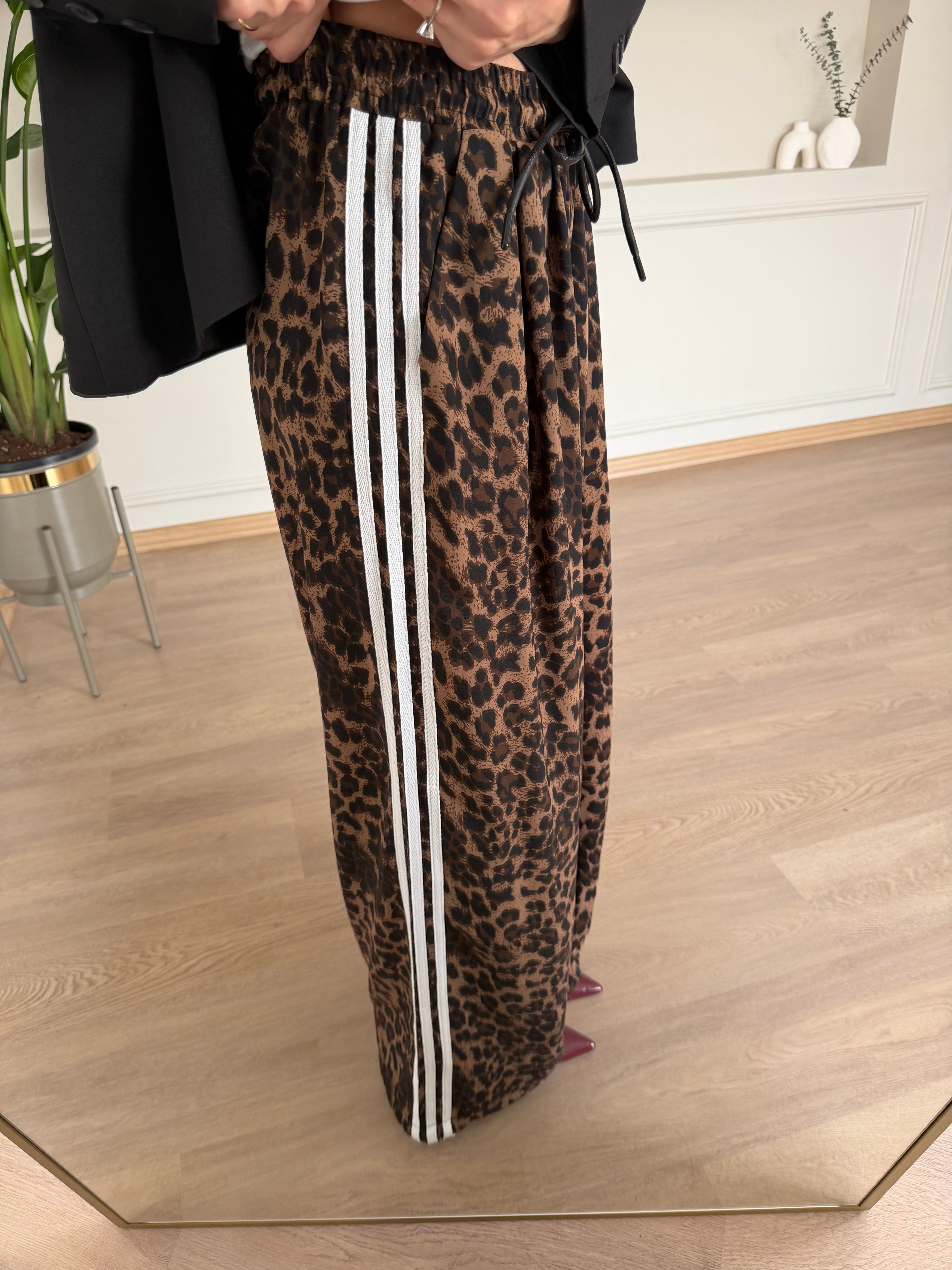 Üç Çizgili Leopar Pantolon