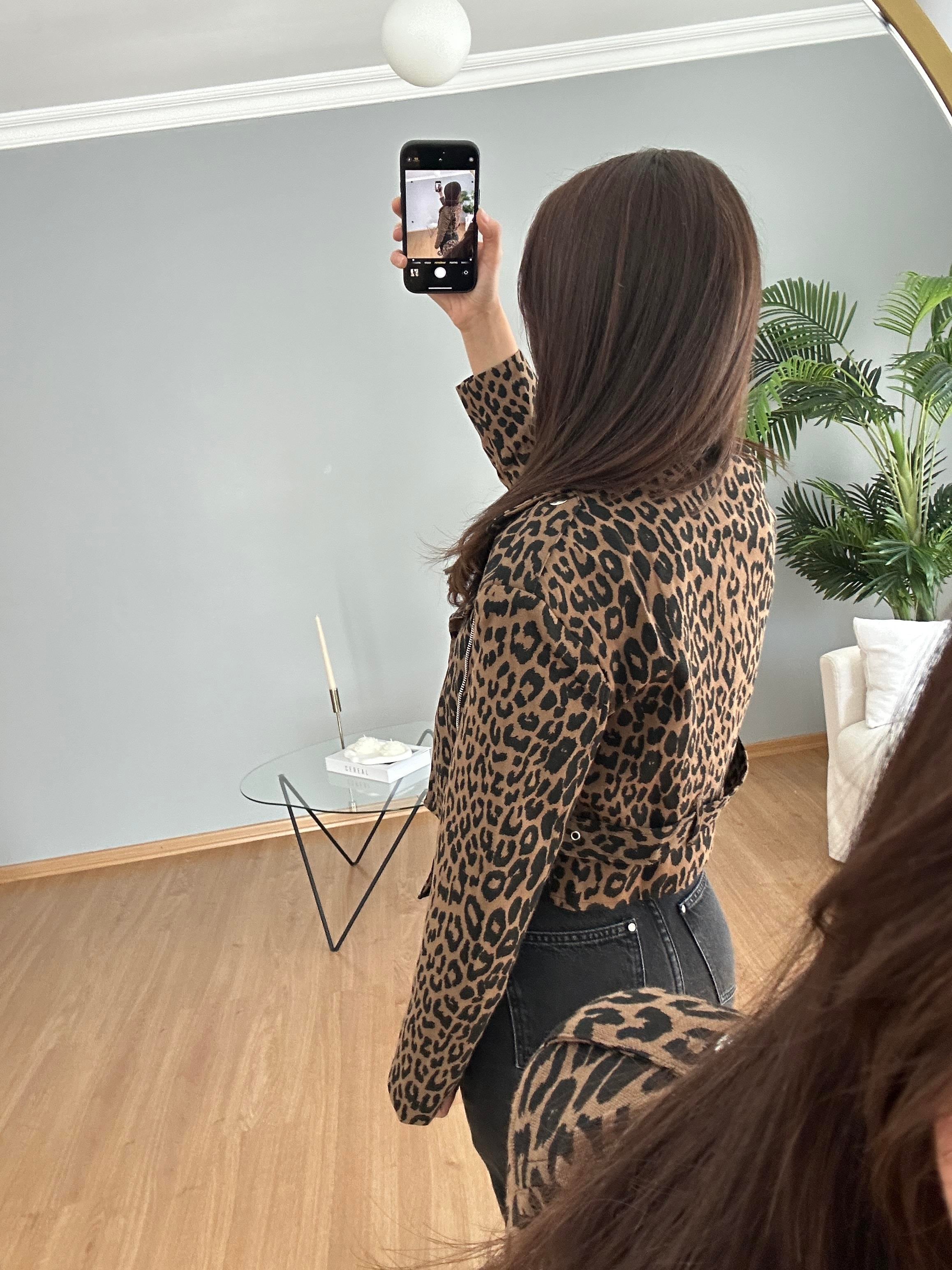 Vatkalı Leopar Ceket