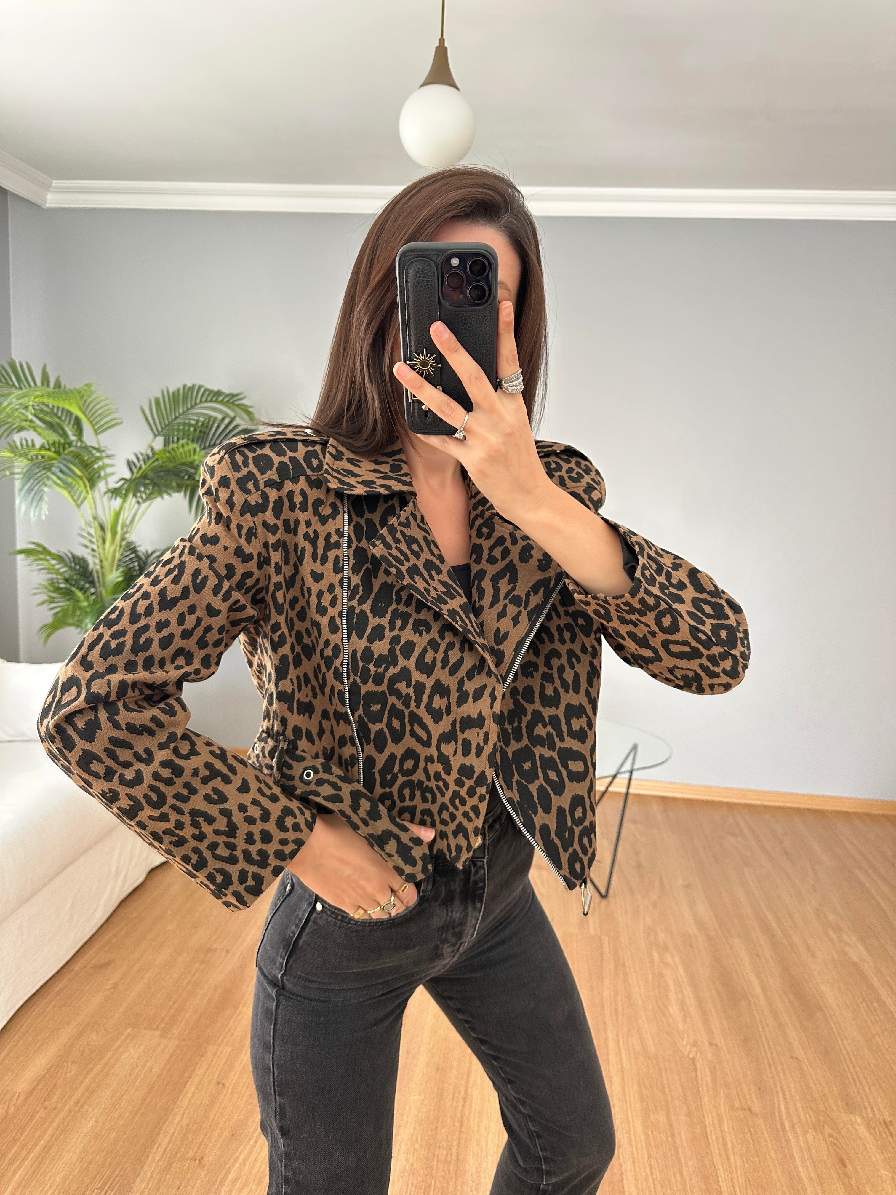 Vatkalı Leopar Ceket