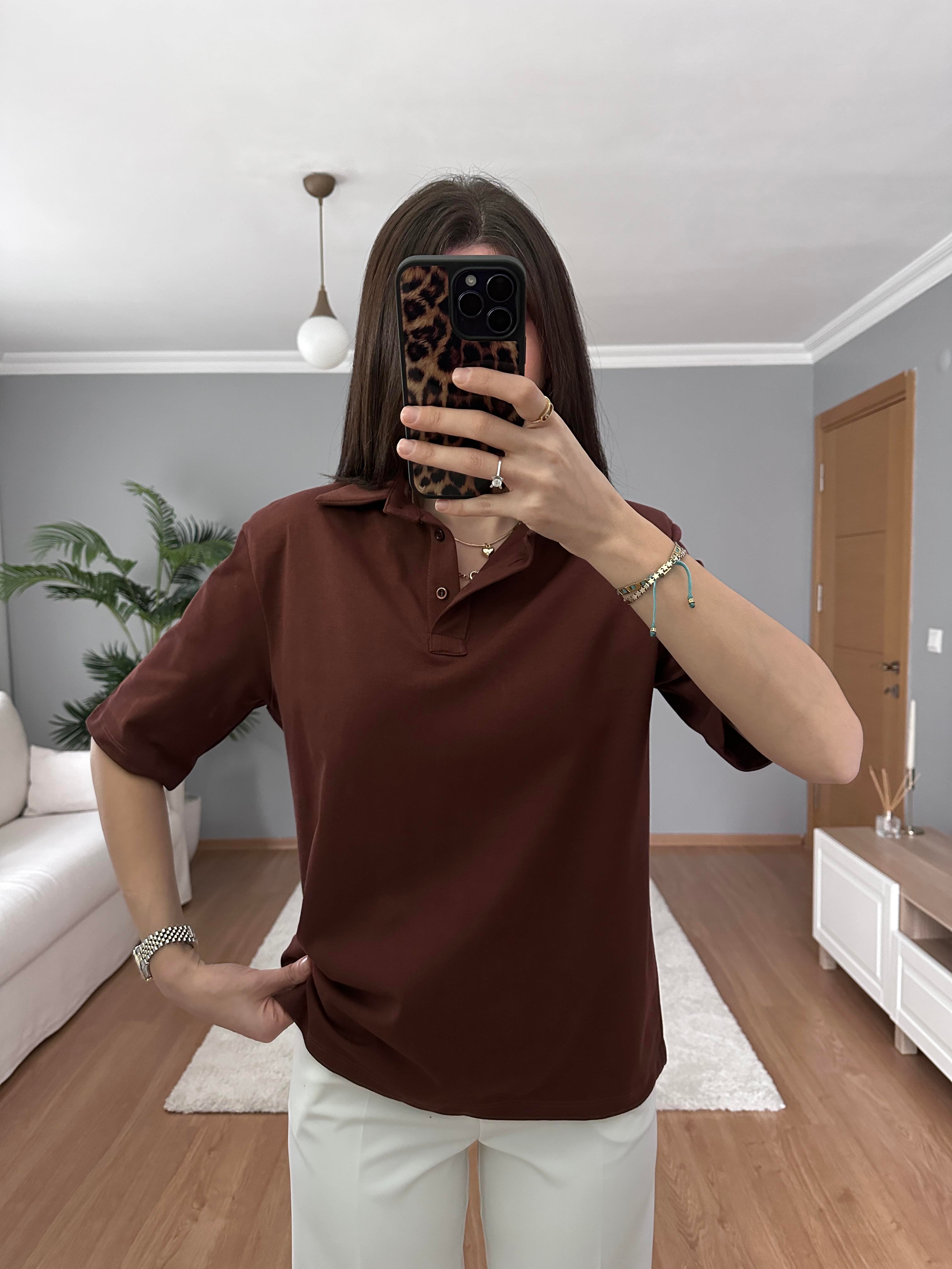 Vatkalı Polo Yaka Kahve Tişört