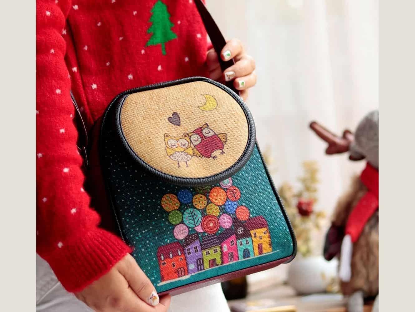 BAYKUŞ Figürlü Küçük Postacı Omuz Çantası Etnik Bohem Style - BORDO