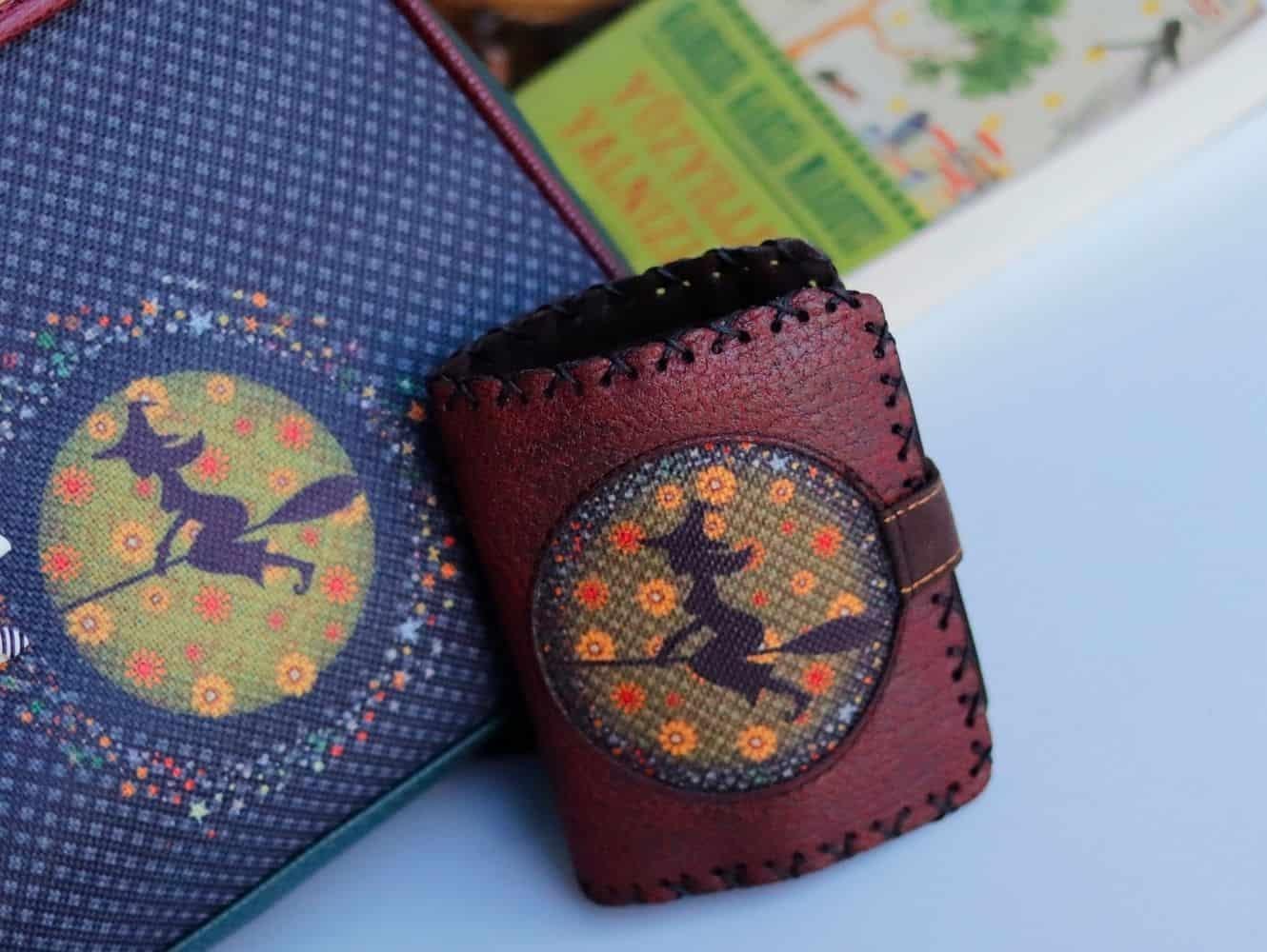 Cadı Figürlü Kapaklı Sırt Çantası Etnik Bohem Style Küçük Cüzdan Kombin Bordo 