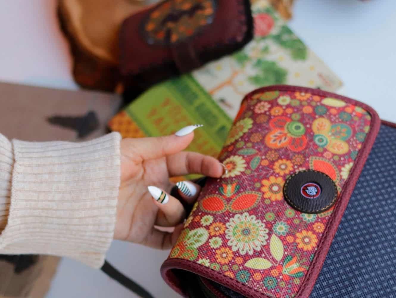 Cadı Figürlü Kapaklı Sırt Çantası Etnik Bohem Style Küçük Cüzdan Kombin Bordo 