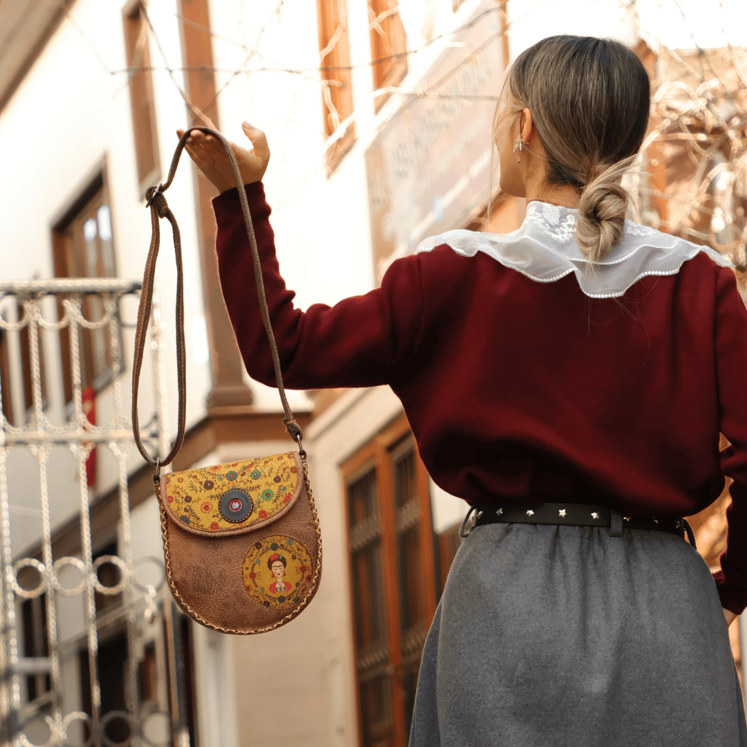 Klasik Frida Çapraz Örgülü Kol Çantası Etnik Bohem Style - Kahverengi