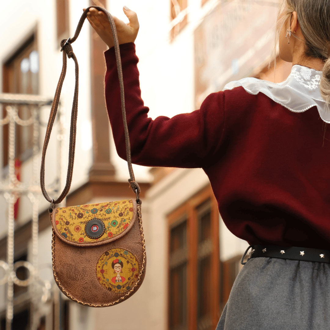 Klasik Frida Çapraz Örgülü Kol Çantası Etnik Bohem Style - Kahverengi