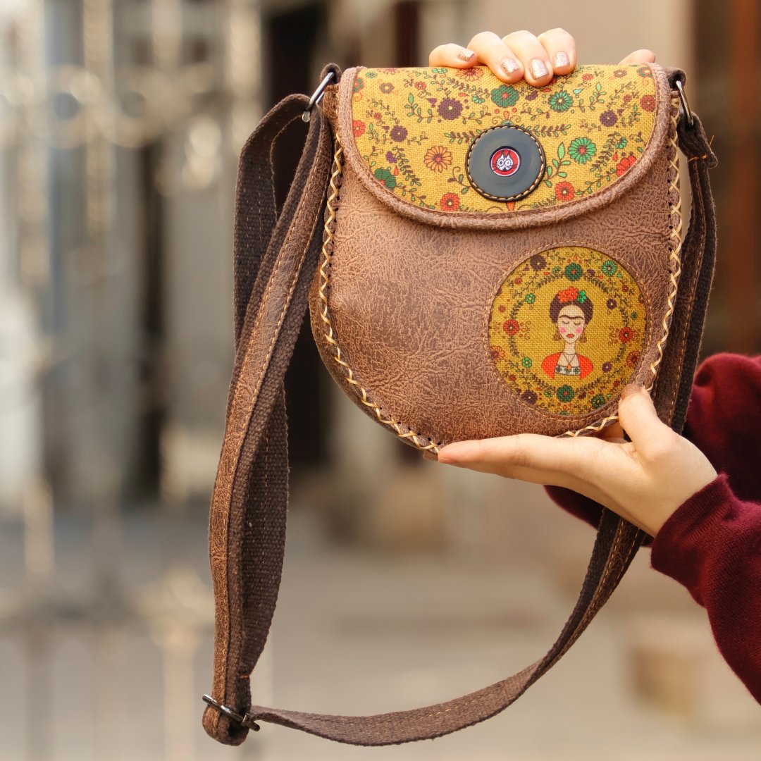 Klasik Frida Çapraz Örgülü Kol Çantası Etnik Bohem Style - Kahverengi