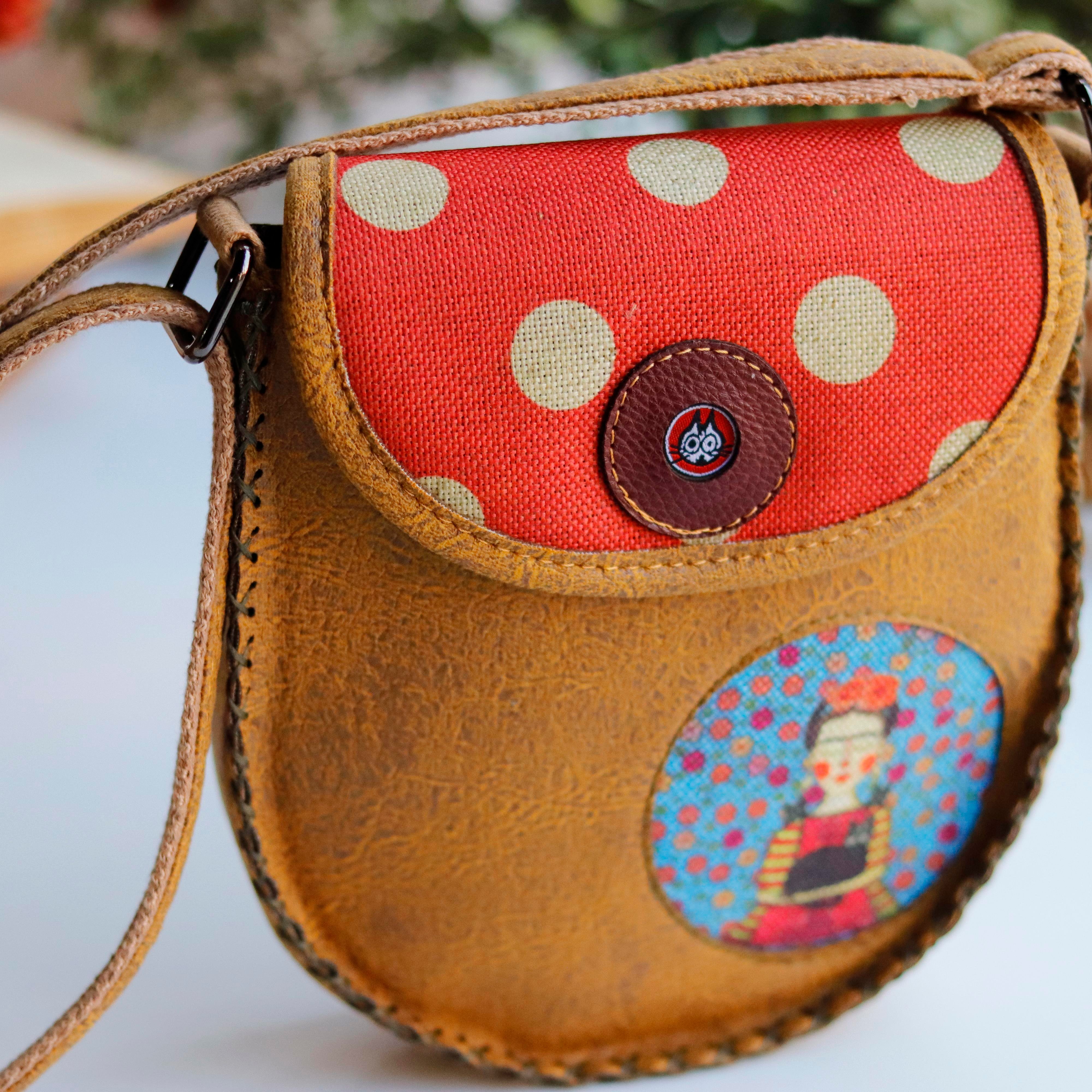 Mavi Frida Çapraz Örgülü Kol Çantası Etnik Bohem Style - HARDAL