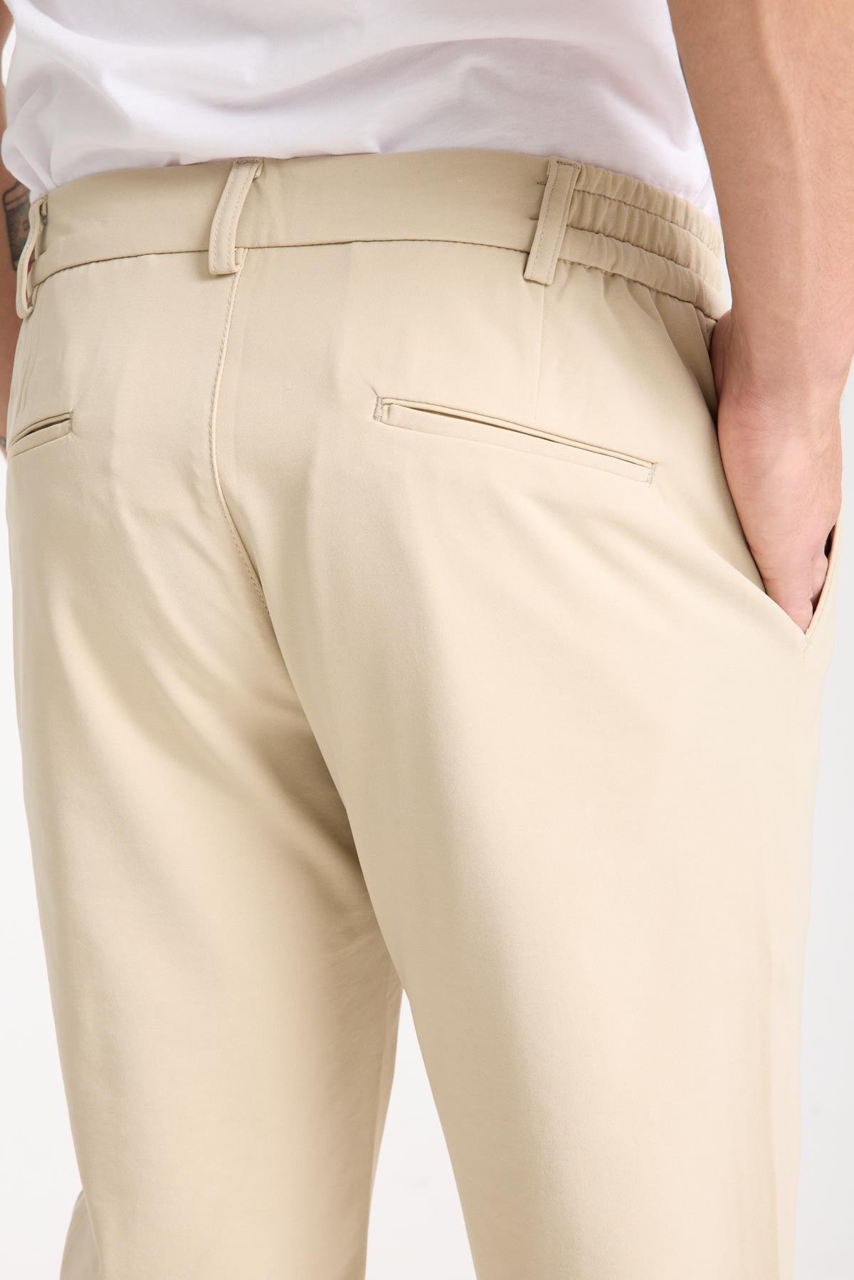 LACARINOErkek Yüksek Bel Dar Kesim Bej Jogger Pantolon