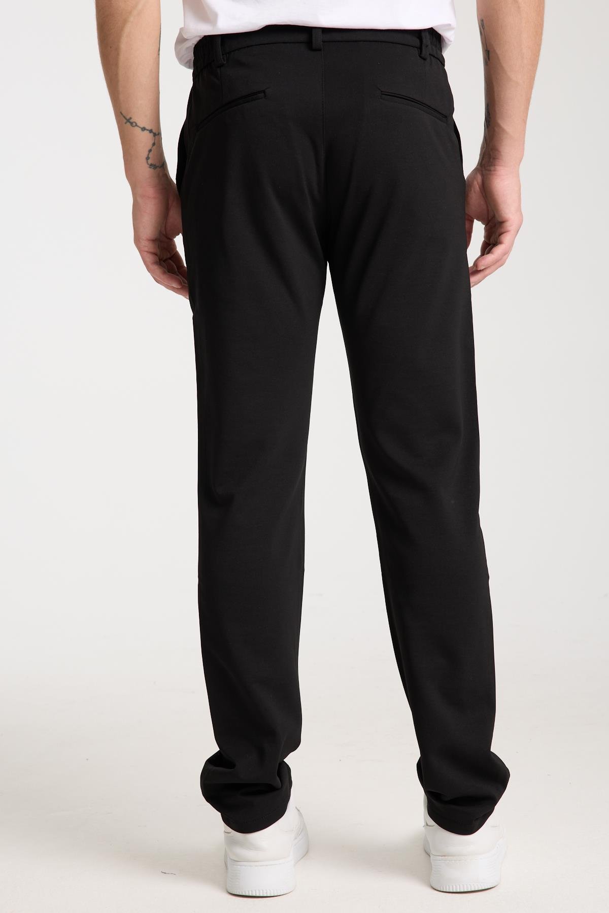 LACARINOErkek Yüksek Bel Dar Kesim Siyah Jogger Pantolon