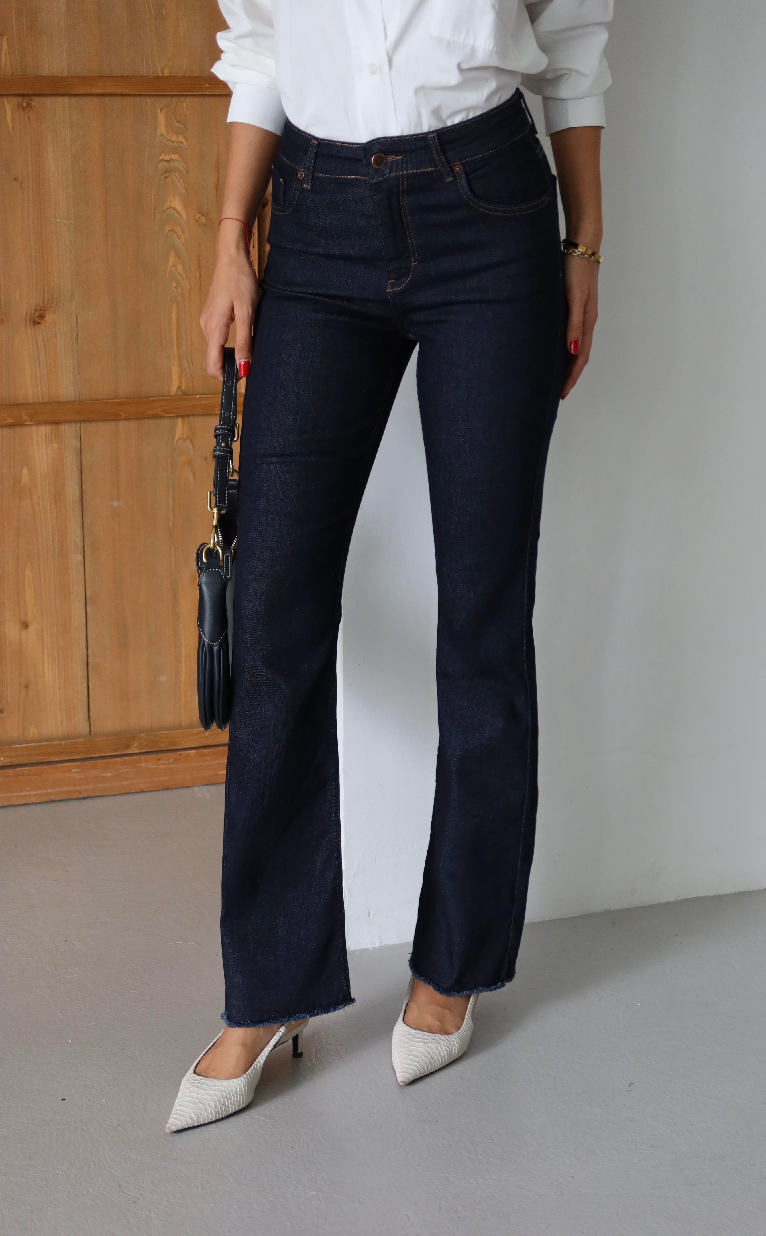 LACARINOYüksek Bel Paça Pis Dikiş Detaylı Ara Beden Rinse Jean Pantolon