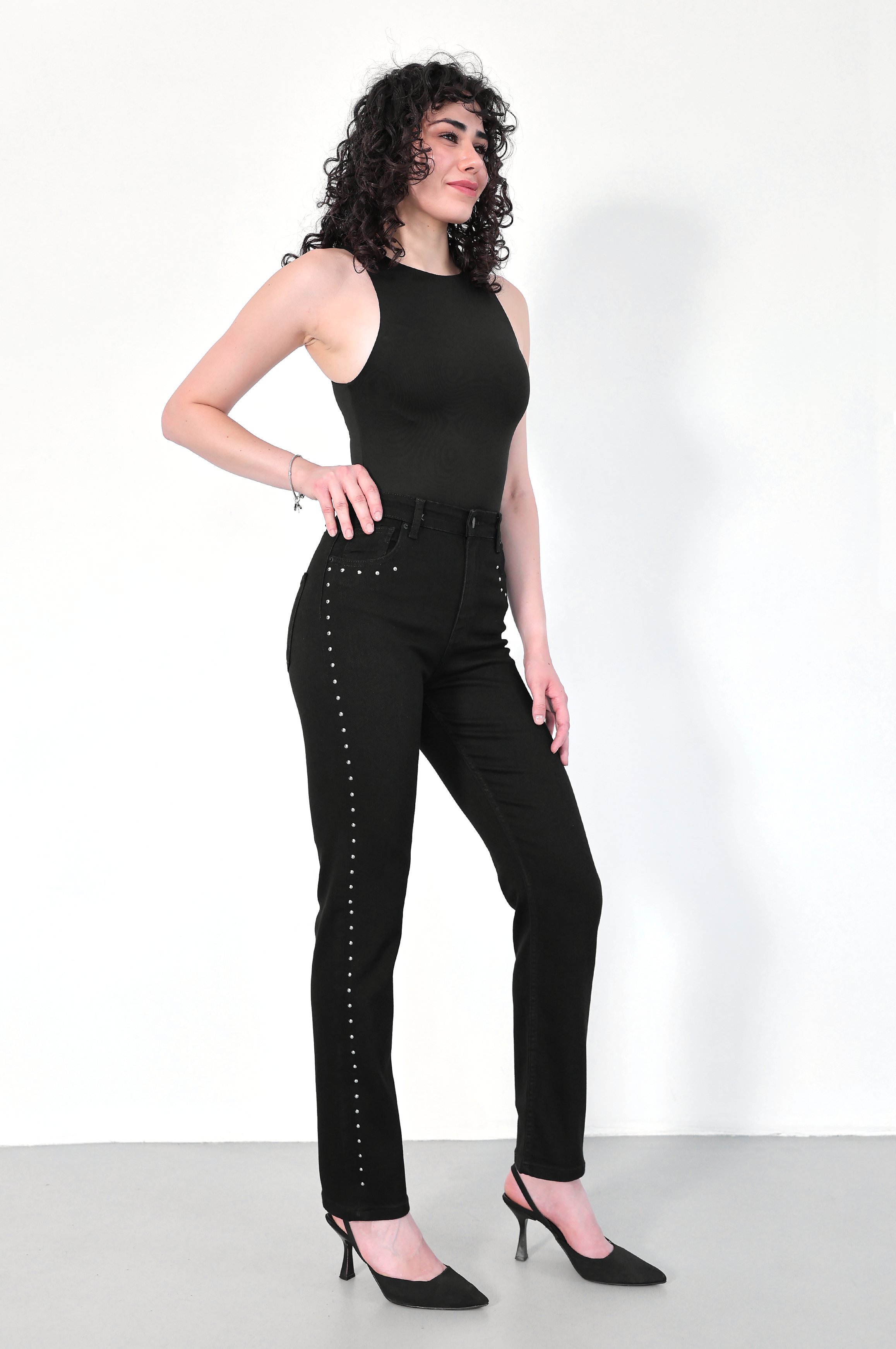 LACARINOYüksek Bel Boru Kesim Drop Detaylı Black Jean Pantolon