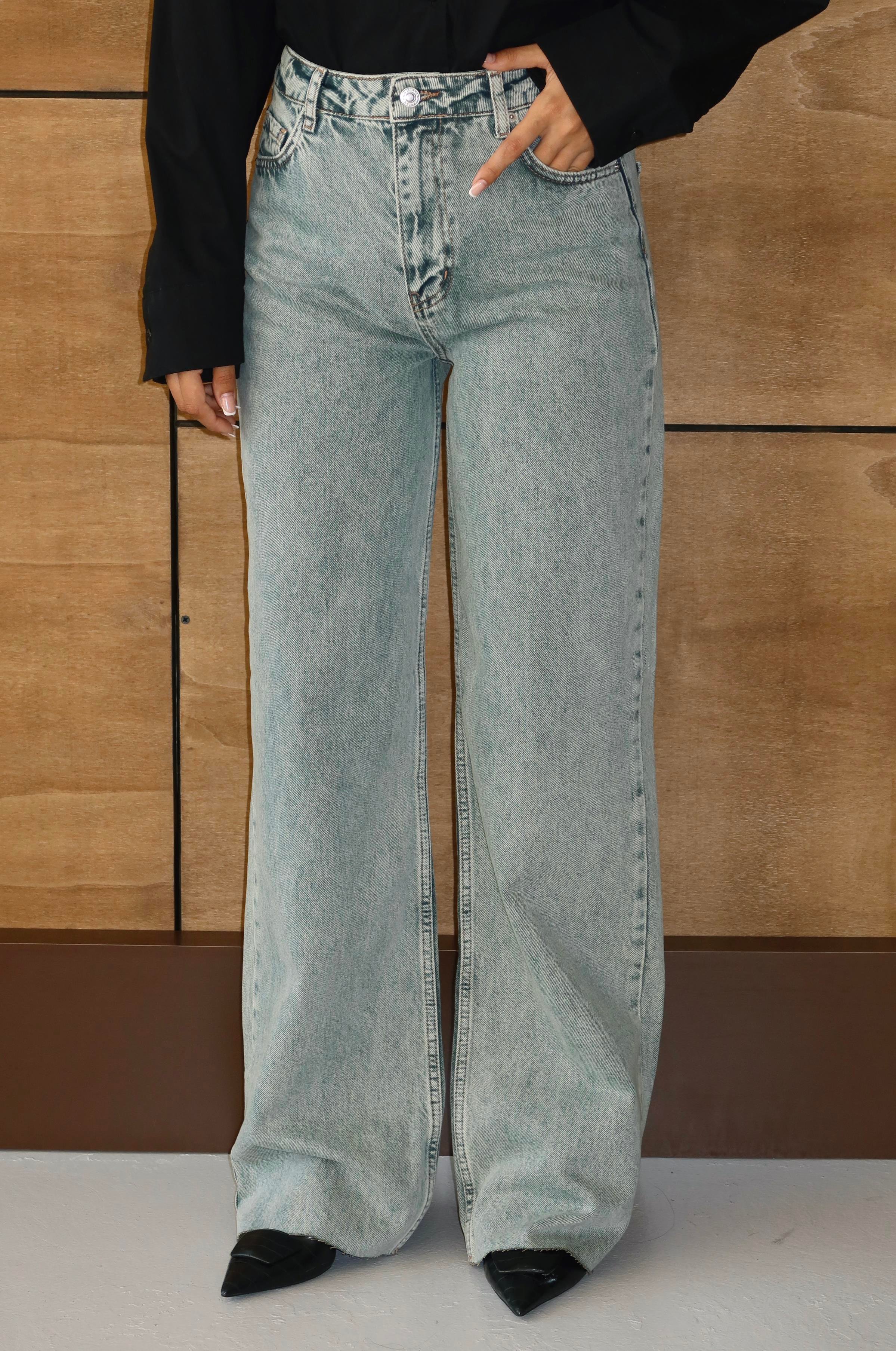 LACARINOBP LIGHT GREEN 34/42