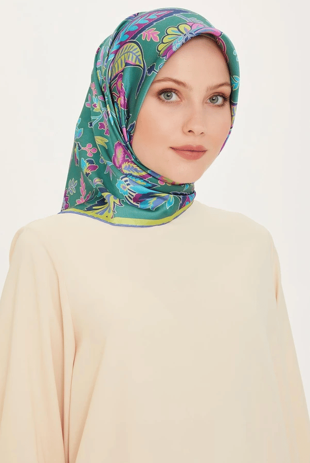 Armine Sura Saf İpek Eşarp 