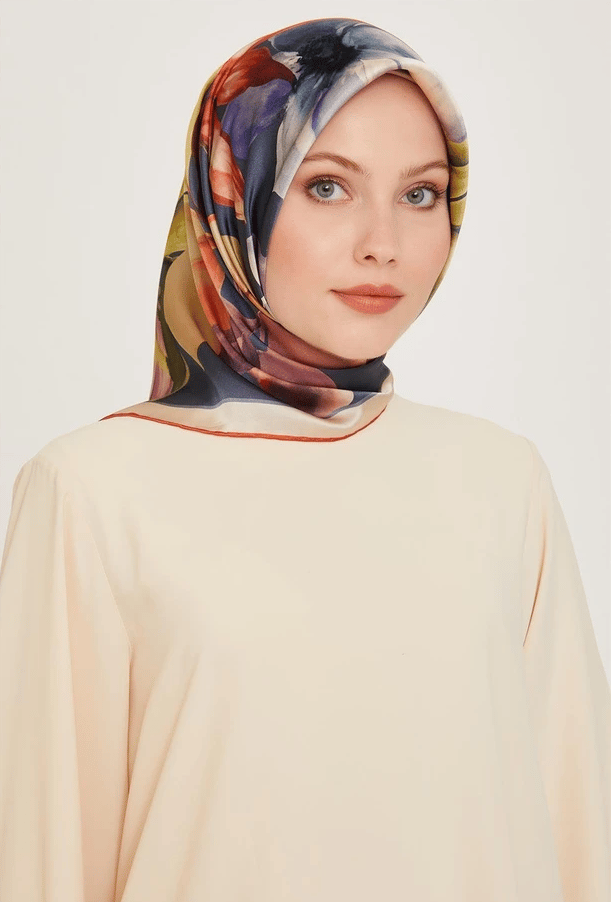 Armine Sura Saf İpek Eşarp 