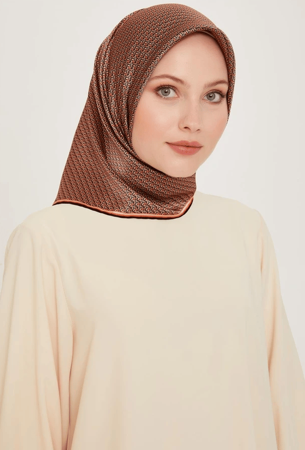 Armine Sura Saf İpek Eşarp 