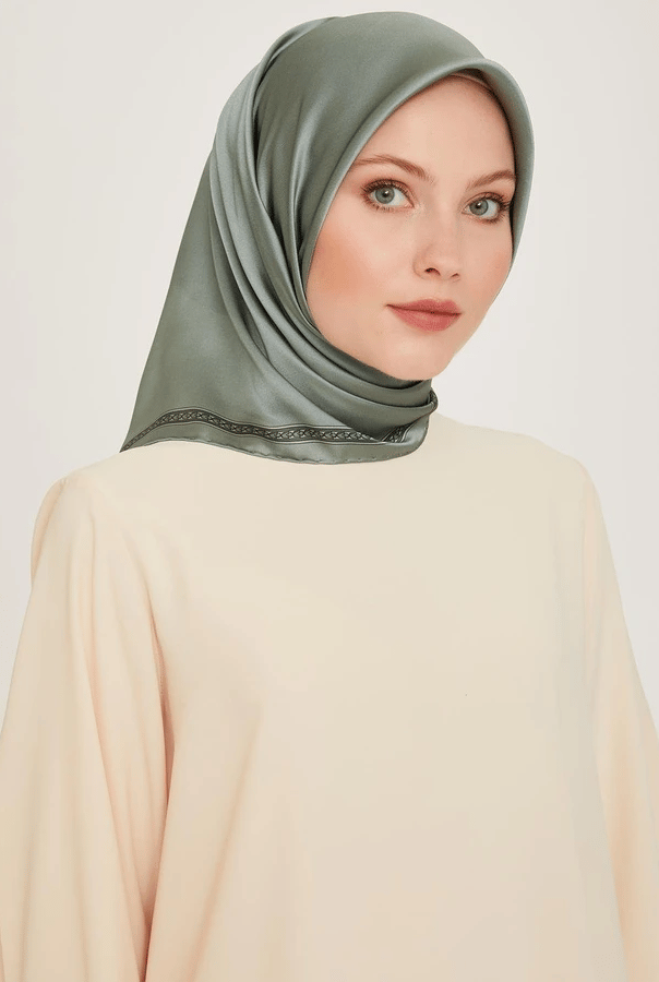 Armine Sura Saf İpek Eşarp 