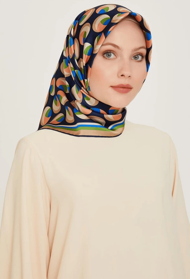 Armine Sura Saf İpek Eşarp 