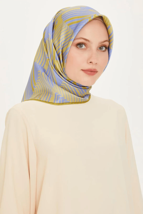 Armine Sura Saf İpek Eşarp 