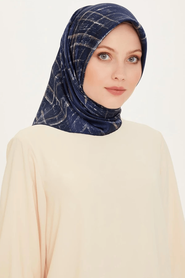 Armine Sura Saf İpek Eşarp 