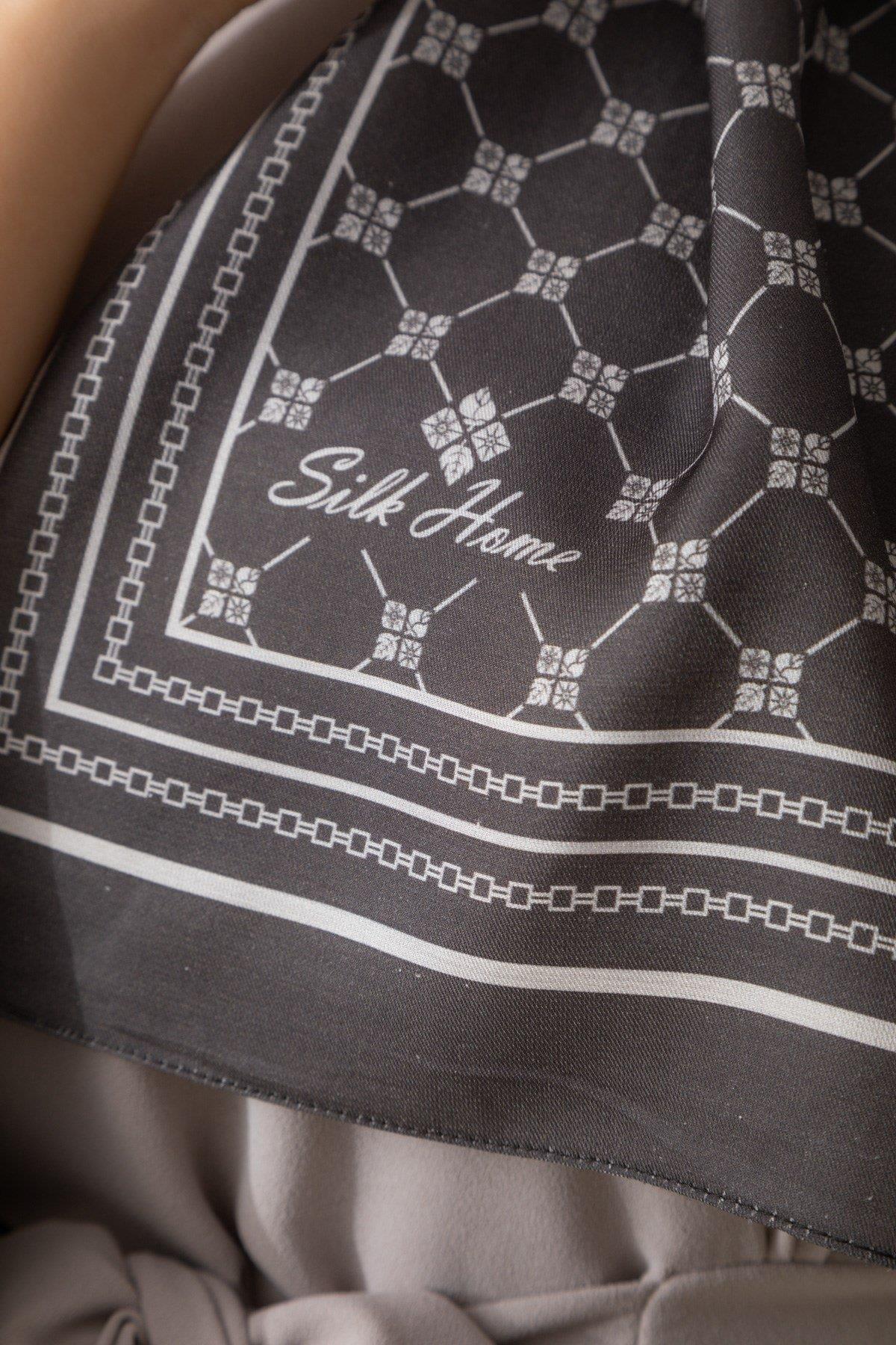 Monogram %100 Twill İpek Şal