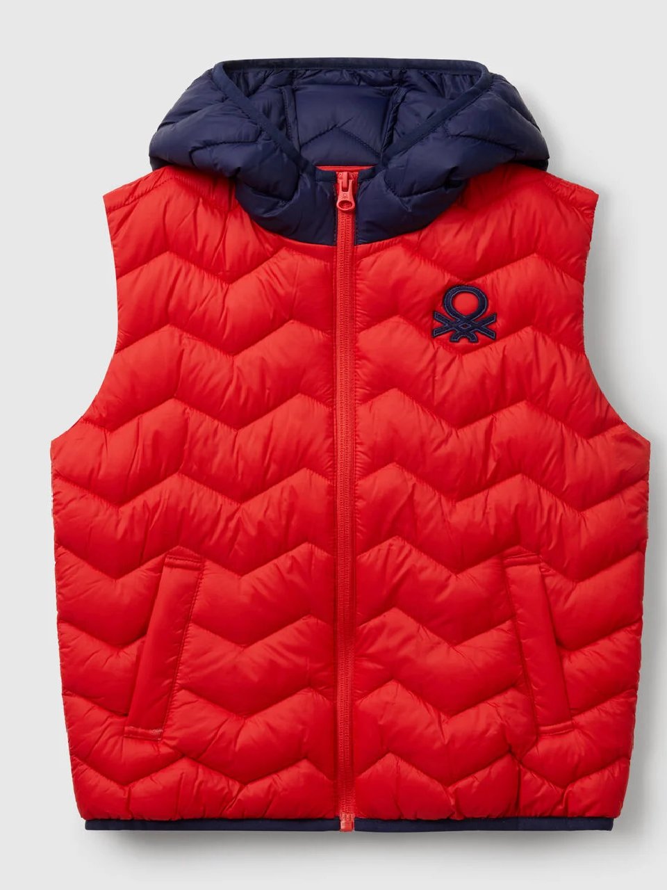 Benetton Erkek Çocuk İşlemeli Pufa Yelek 6-14 Yaş Kırmızı