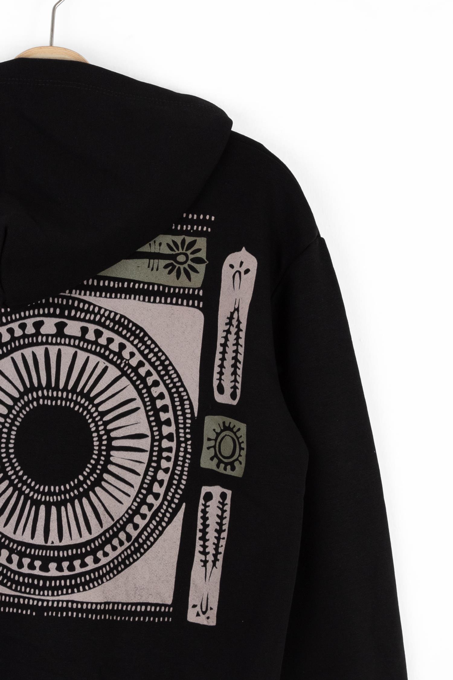 Nk Erkek Çocuk Labirent Sweatshirt 8-14 Yaş SİYAH