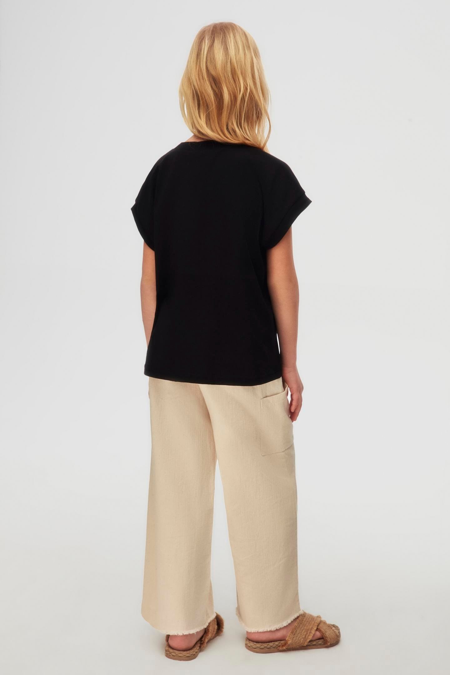 Nk Kız Çocuk Asimetrik Cepli Tshirt 8-14 Yaş Siyah