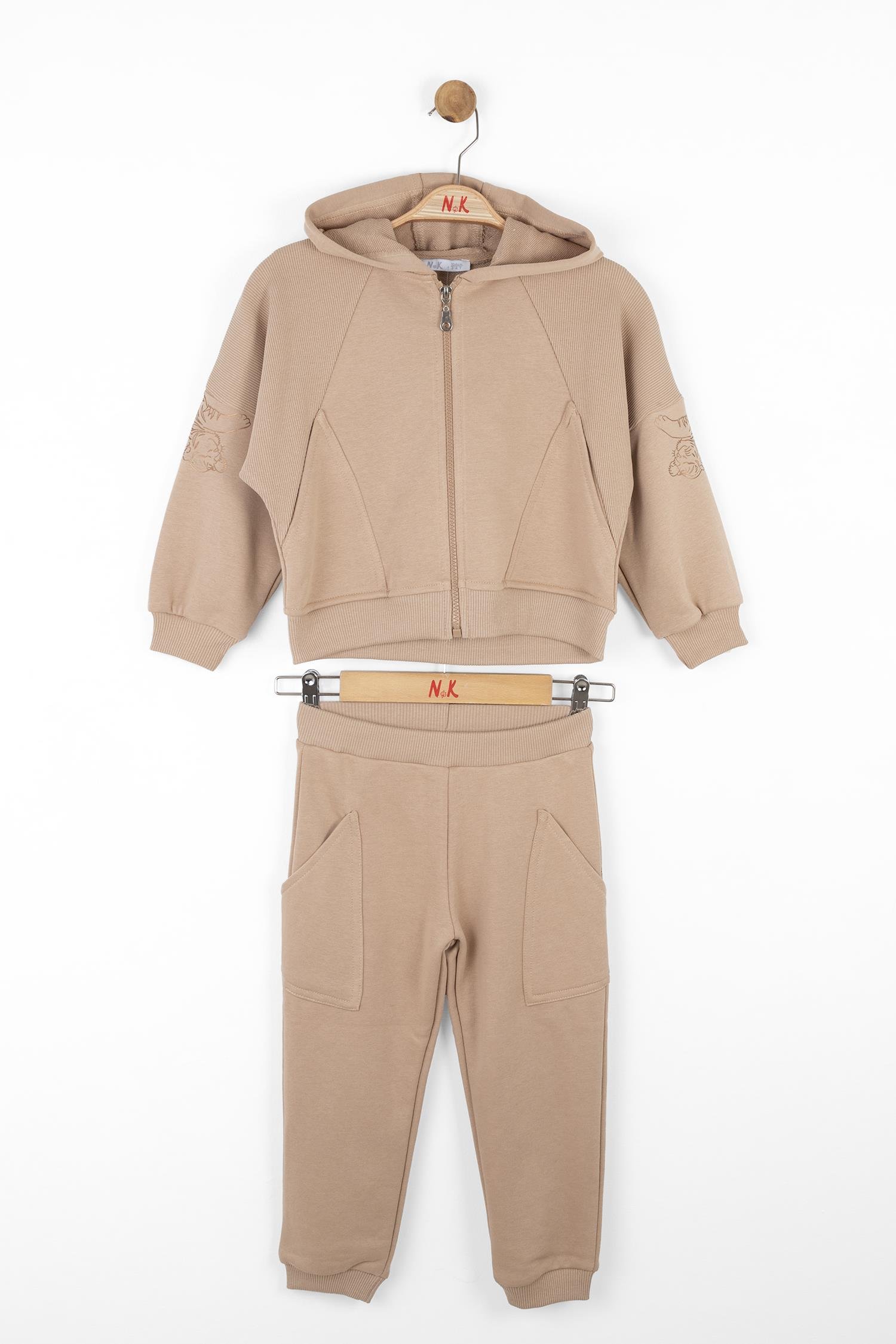 Nk Kız Çocuk Kaplanlı Eşofman Takım 4-8 Yaş CAMEL