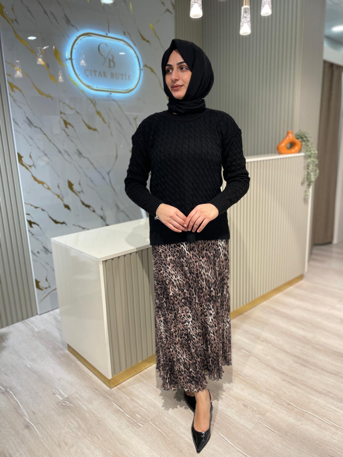 20882 SAÇ ÖRGÜ KAZAK- SİYAH