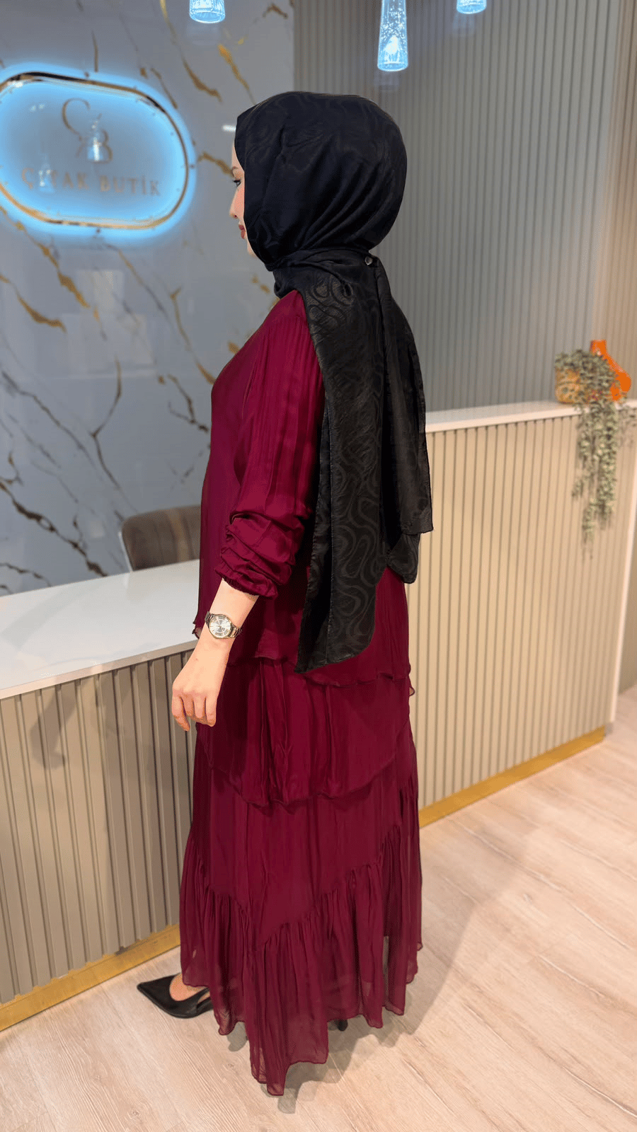 384 İPEK ETEKLİ TAKIM - BORDO