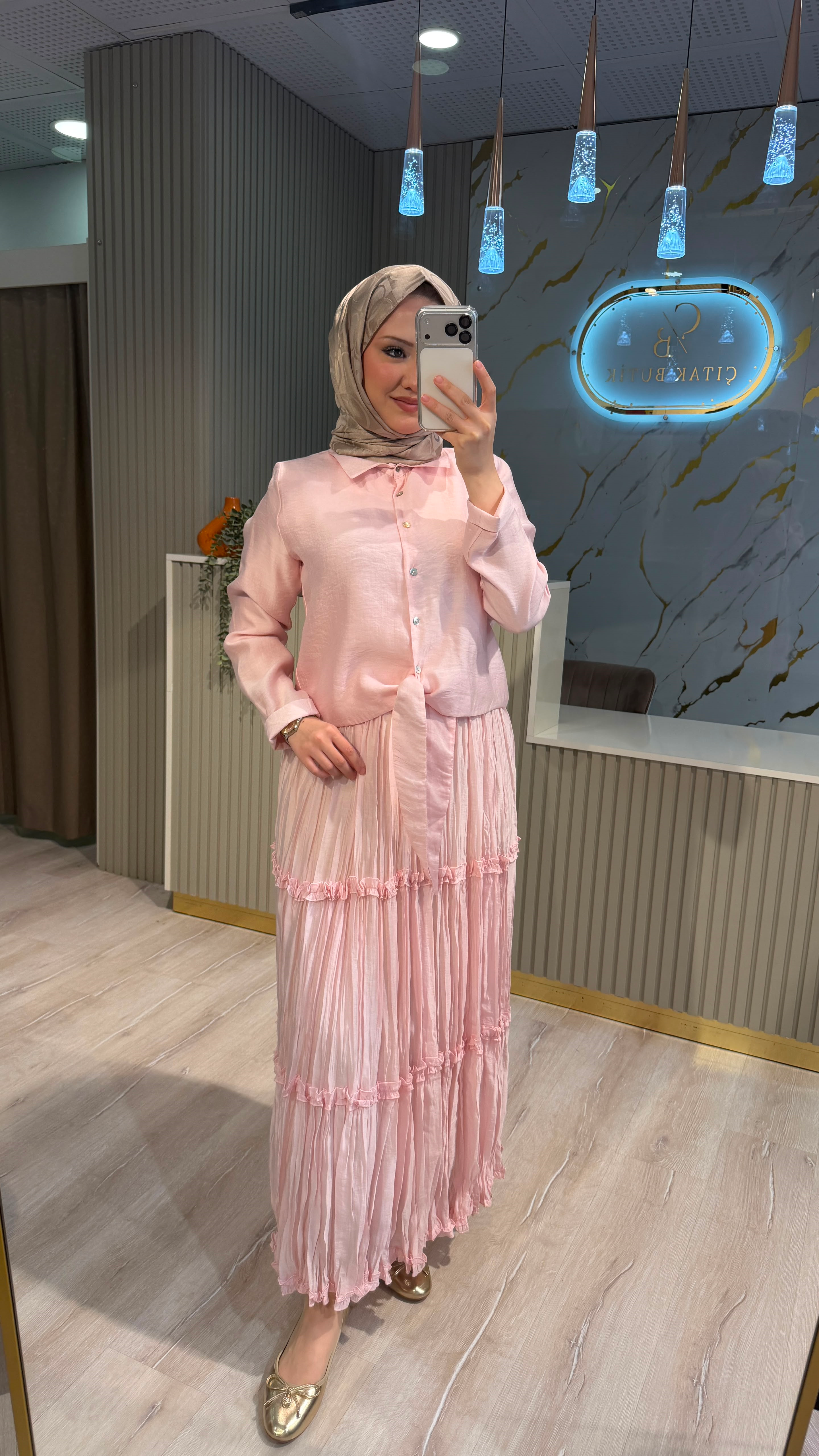 CEREMONY 136 ETEKLİ TAKIM -PEMBE