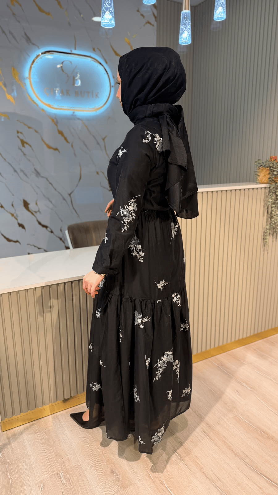 CEREMONY 732 PUL PAYET İŞLEMELİ İNCİ ELBİSE- SİYAH