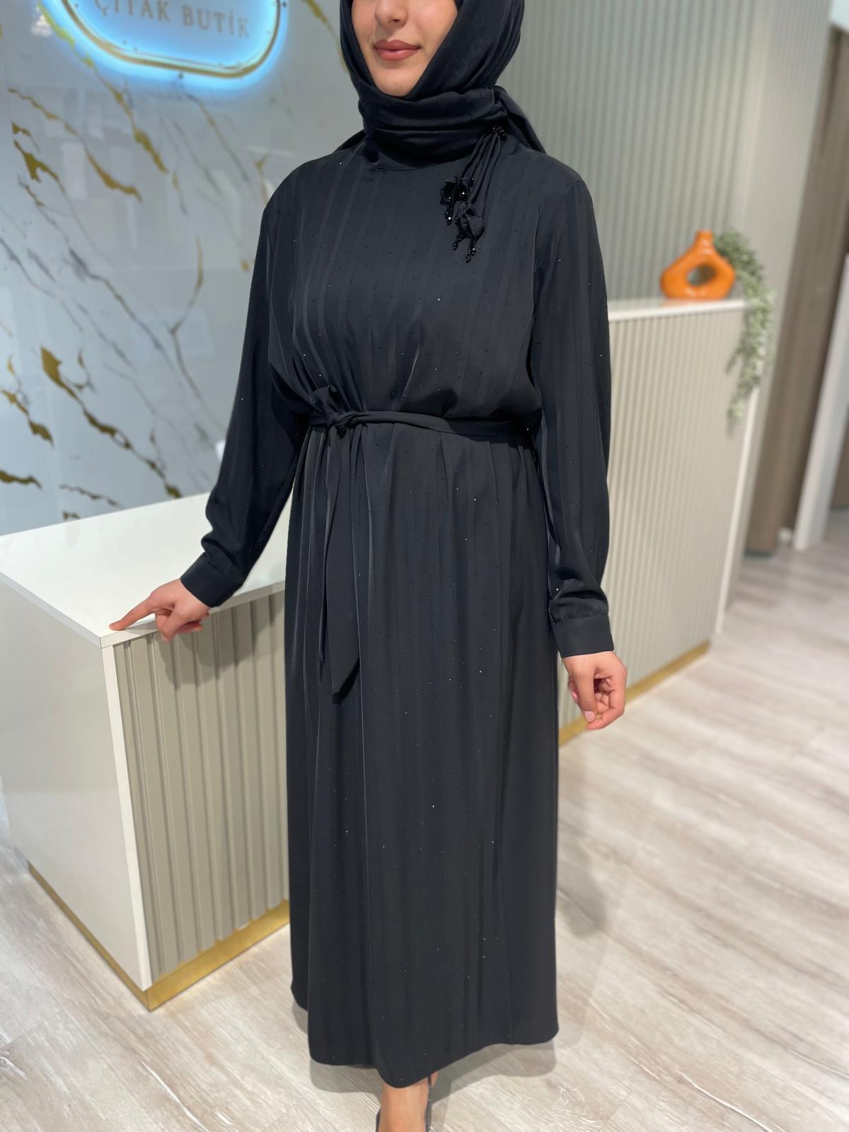 FUAT GÜRŞEN 4101 TAŞ DETAYLI ELBİSE-SİYAH