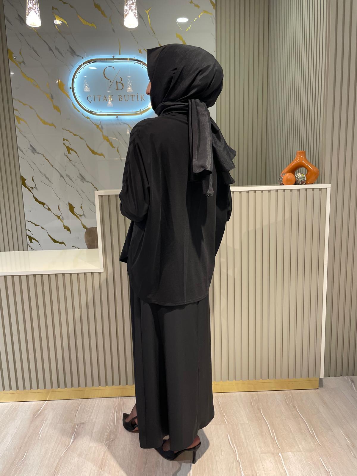 FUAT GÜRŞEN 4309 TAŞ DETAYLI TAKIM-SİYAH