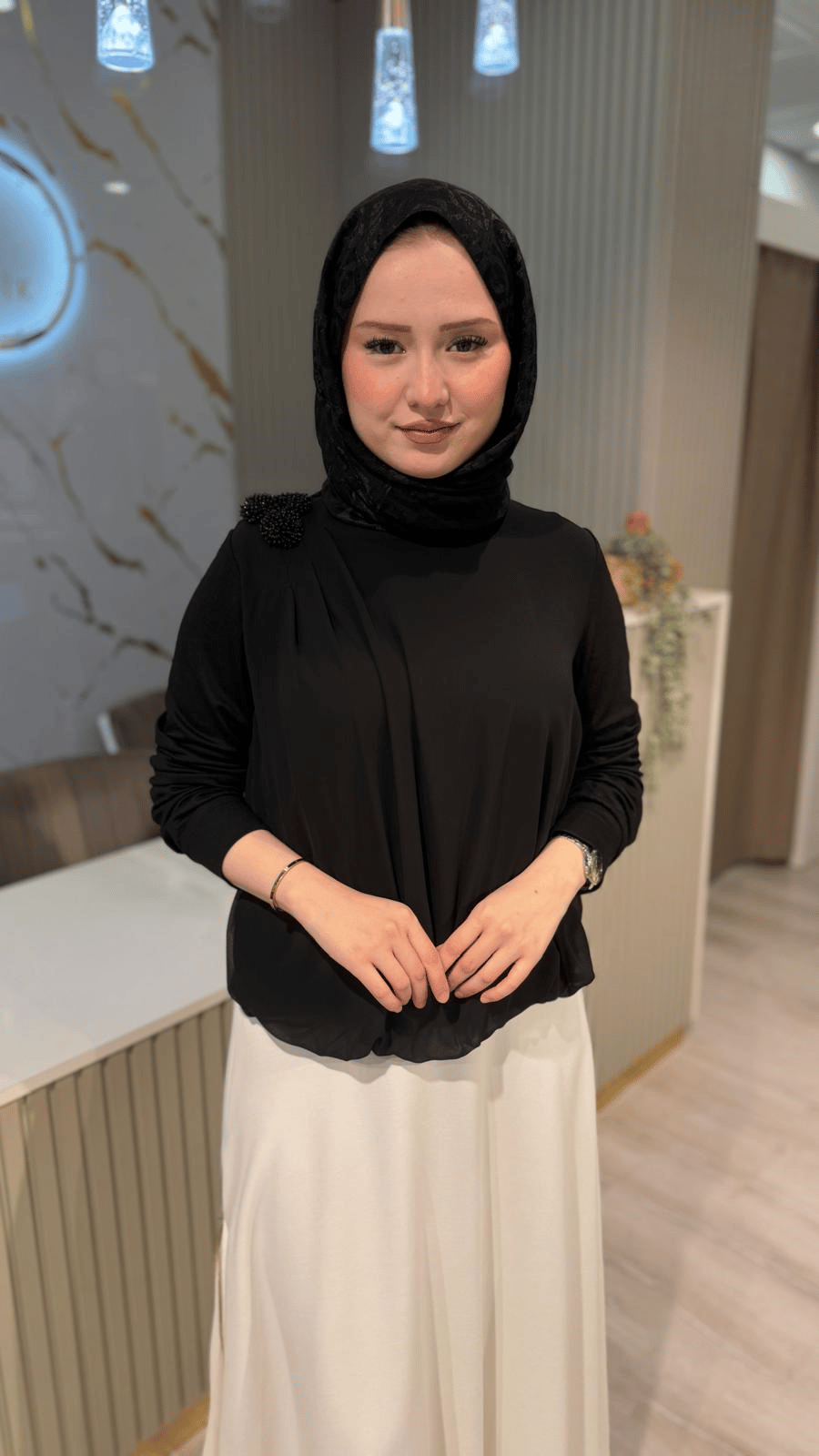 FUAT GÜRŞEN 5340 YAKASI BONCUK DETAY TUNİK- SİYAH