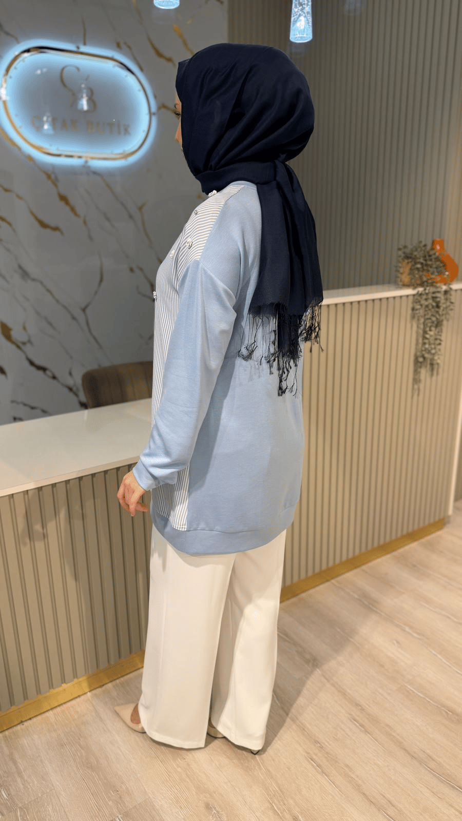 FUAT GÜRŞEN 5363 TAŞ DETAYLI BLUZ - MAVİ