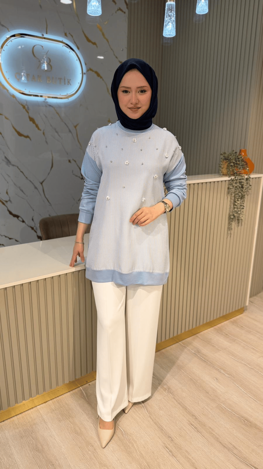 FUAT GÜRŞEN 5363 TAŞ DETAYLI BLUZ - MAVİ