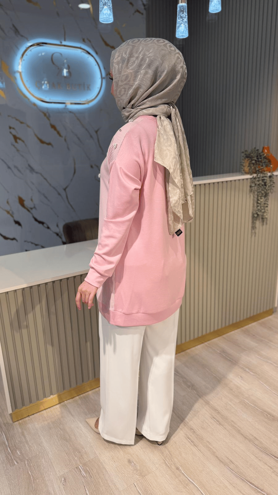FUAT GÜRŞEN 5363 TAŞ DETAYLI BLUZ - PEMBE