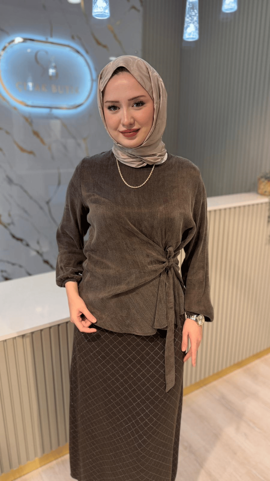FUAT GÜRŞEN 6212 ETEKLİ TAKIM - KAHVE