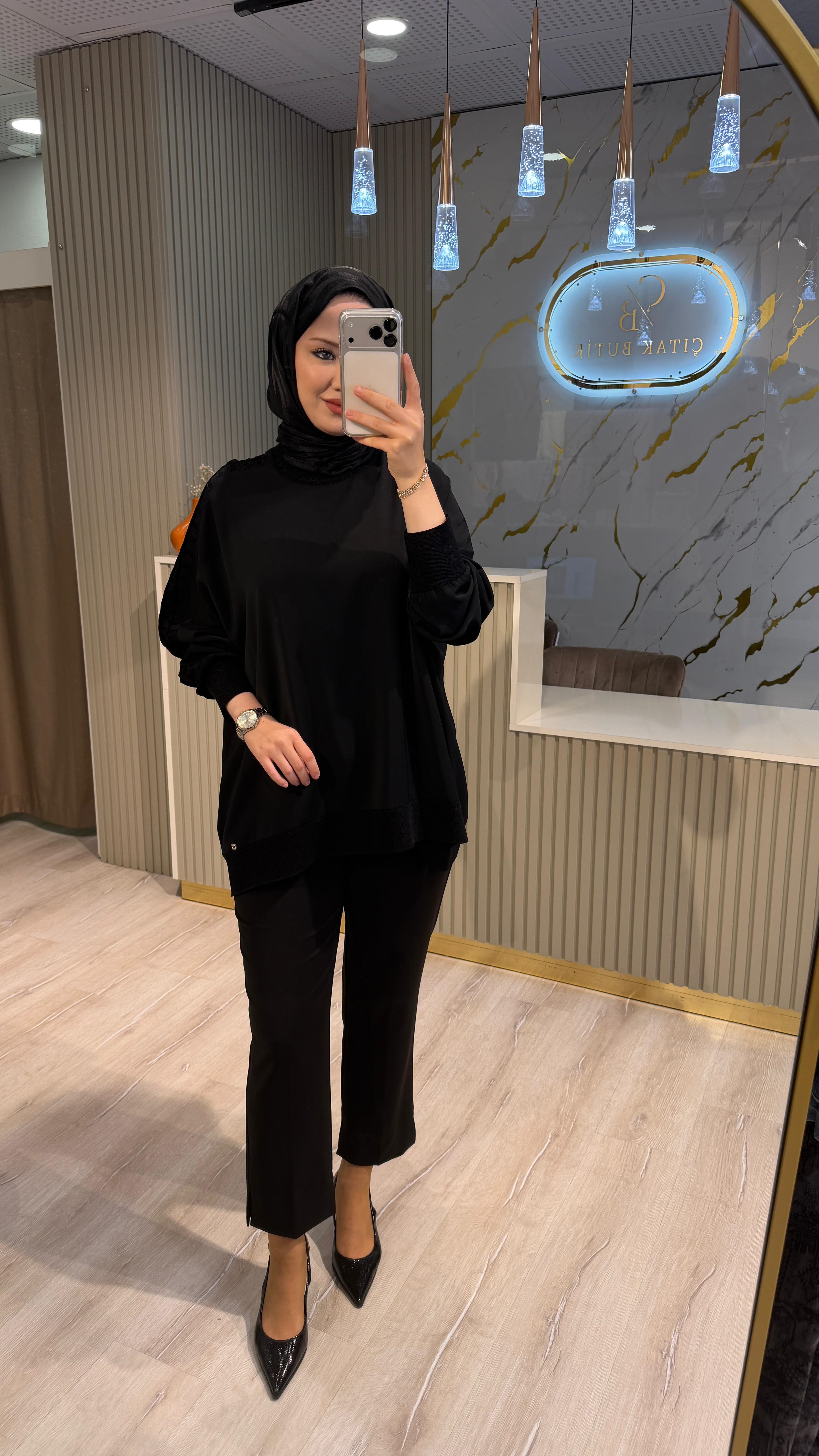 GHİSA 4477 TUNIK - SİYAH