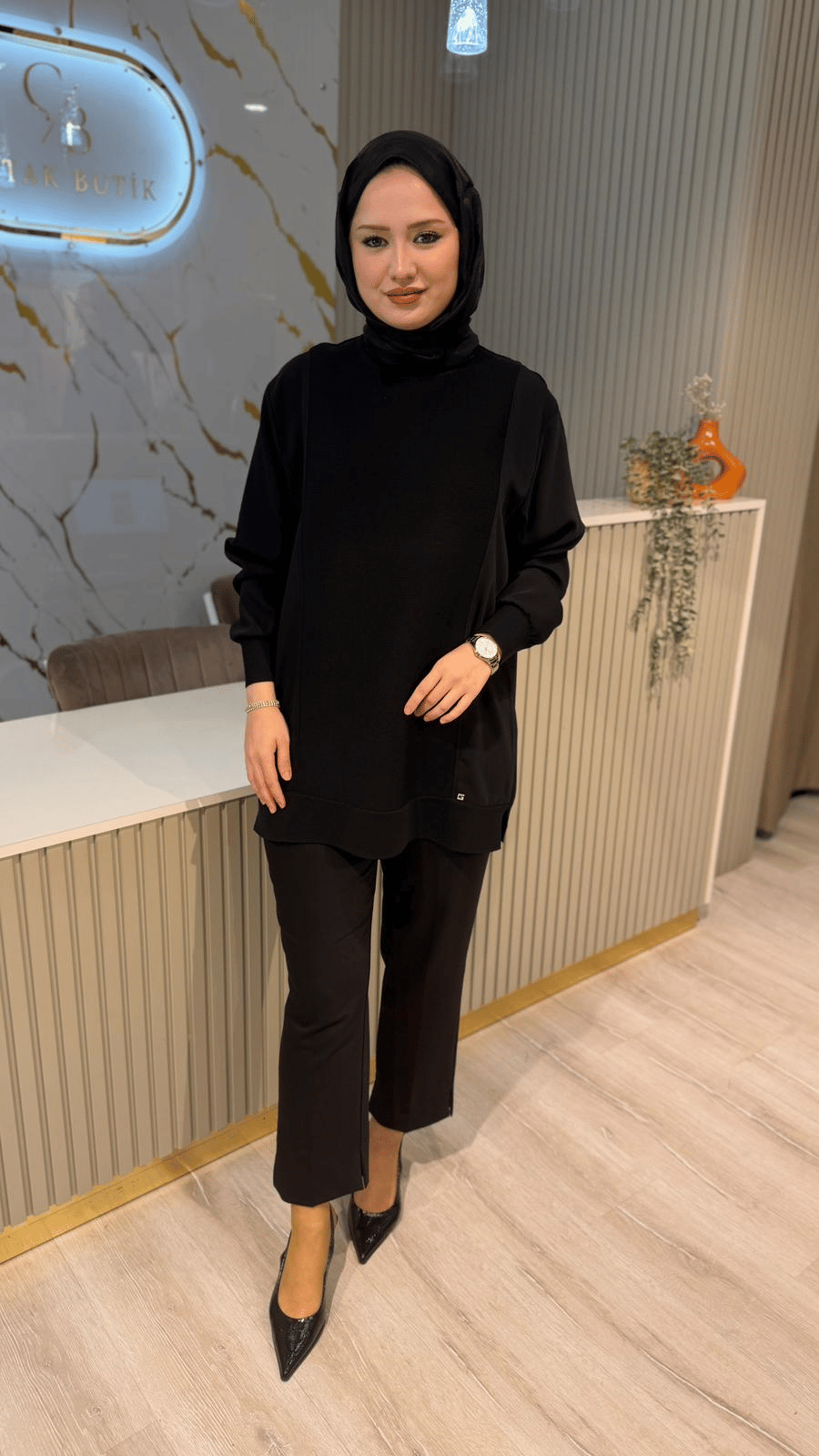 GHİSA 4477 TUNIK - SİYAH