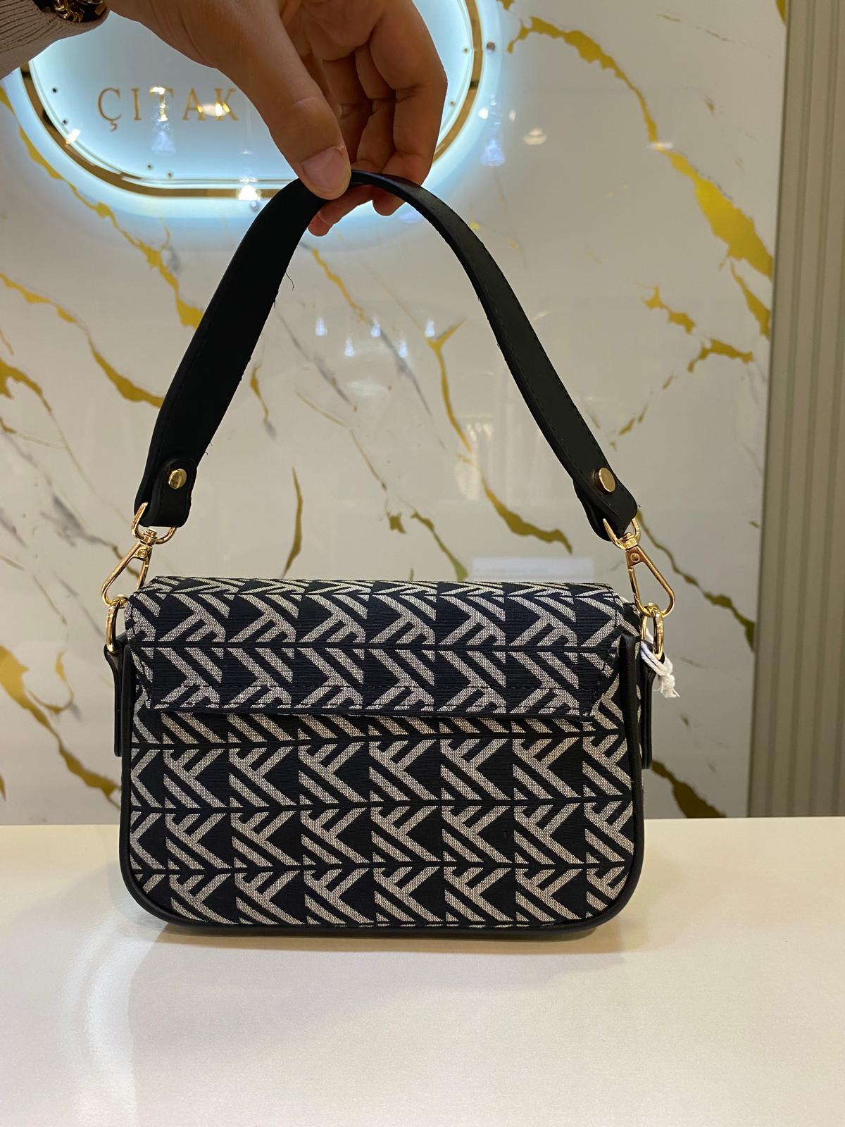KAYRA ÇNT90 DOKUMA MONOGRAM ÇANTA