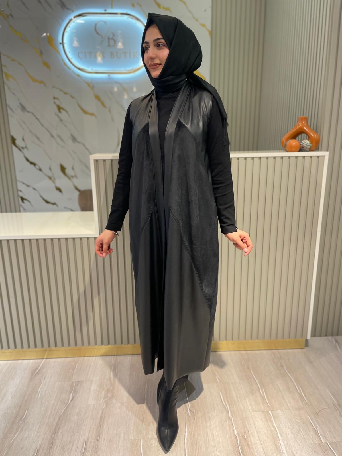 NURCAN ÇETİN 25268 SÜET VE DERİ GARNİ YELEK-SİYAH