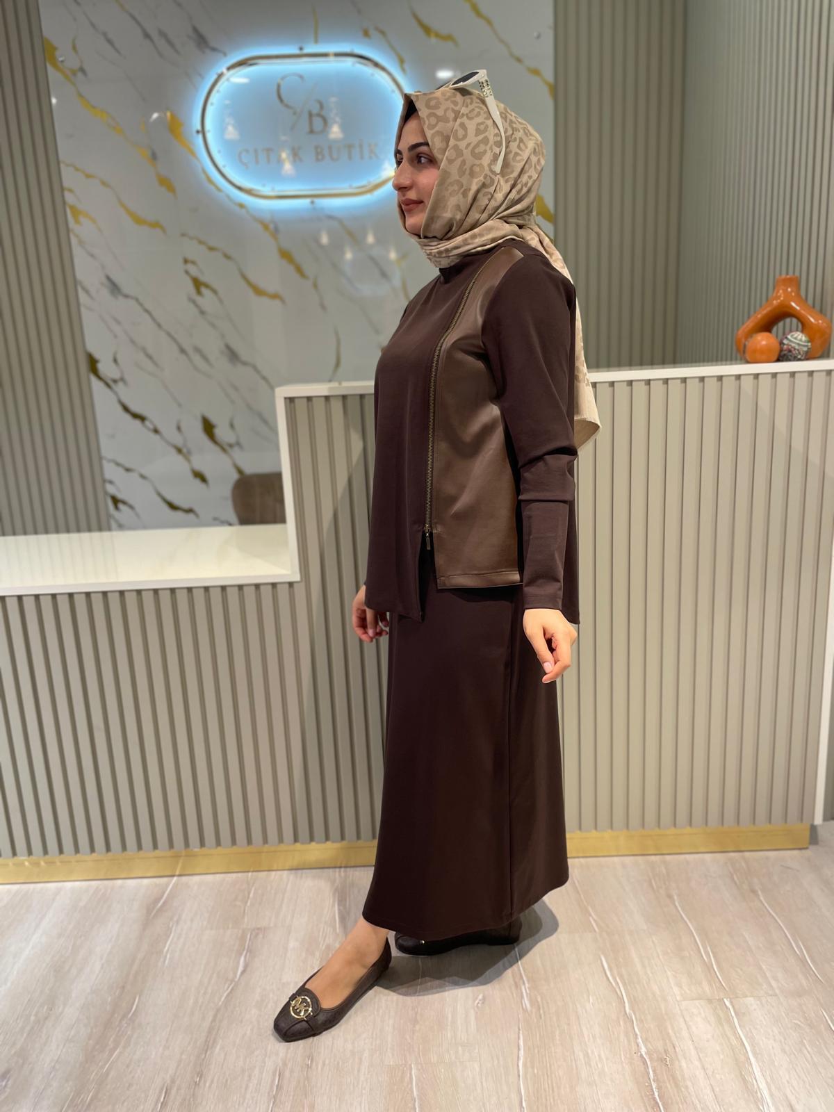 NURCAN ÇETİN 25515 FERMUAR DETAY ETEKLİ TAKIM-KAHVE