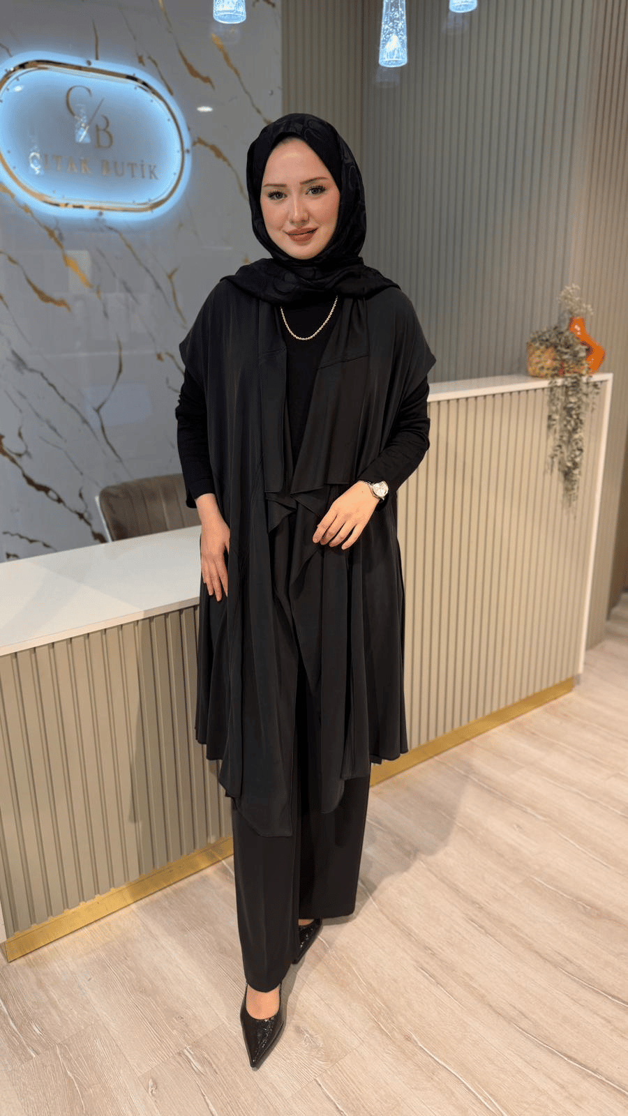 NURCAN ÇETİN 26235 YELEK-SİYAH